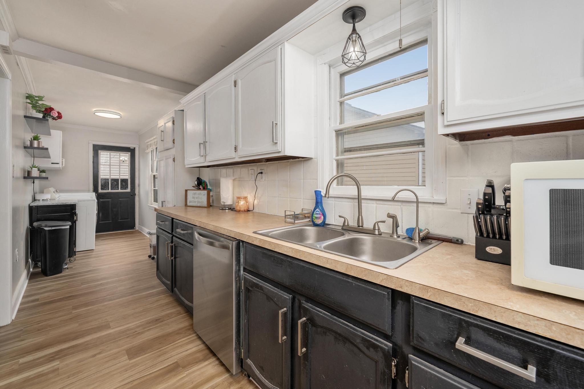 218 N Knight Wichita KS 67203