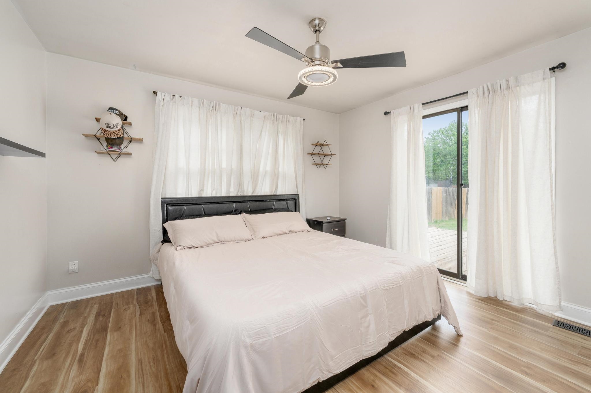 218 N Knight Wichita KS 67203