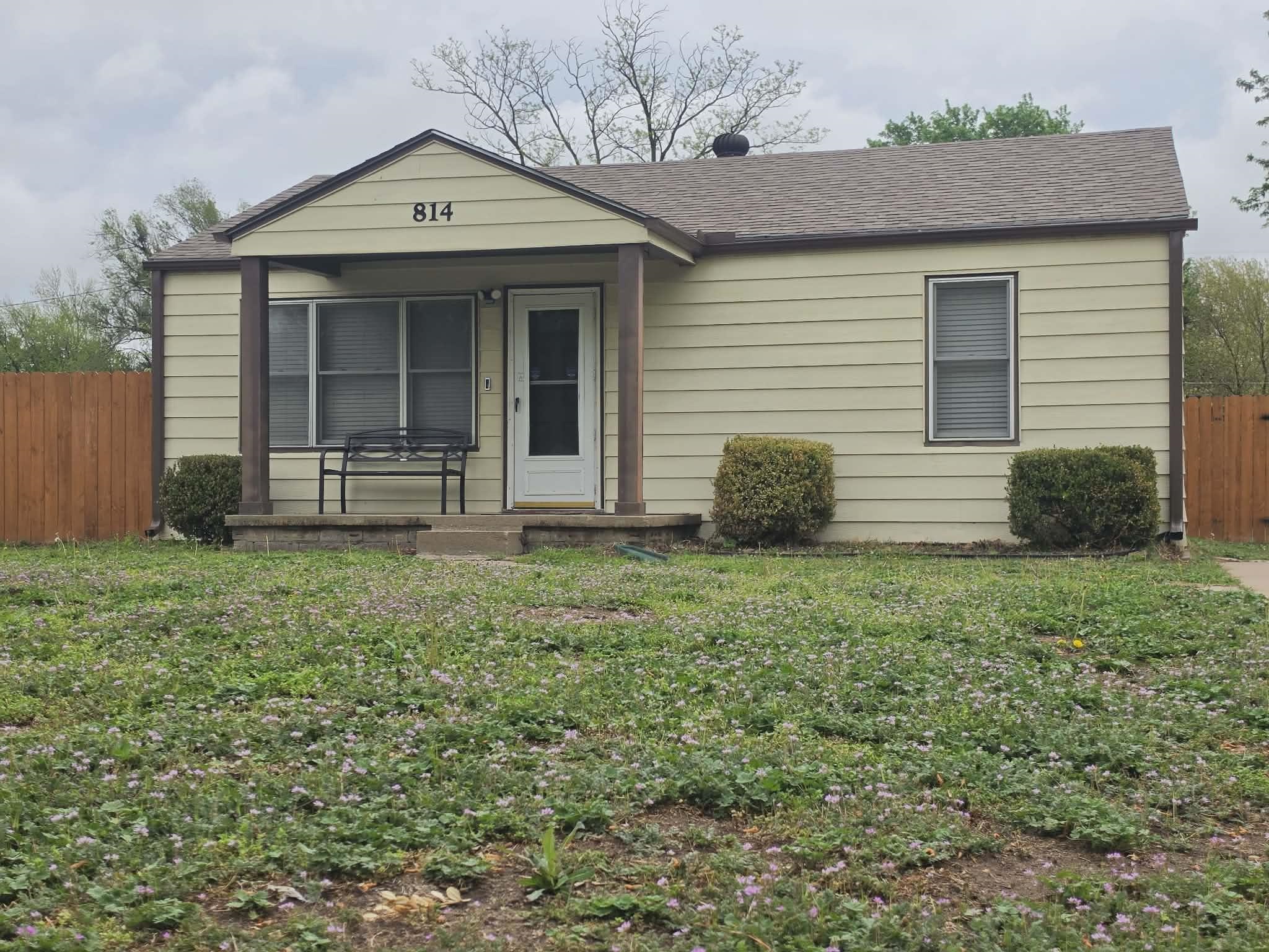814 N Clara Street Wichita KS 67212