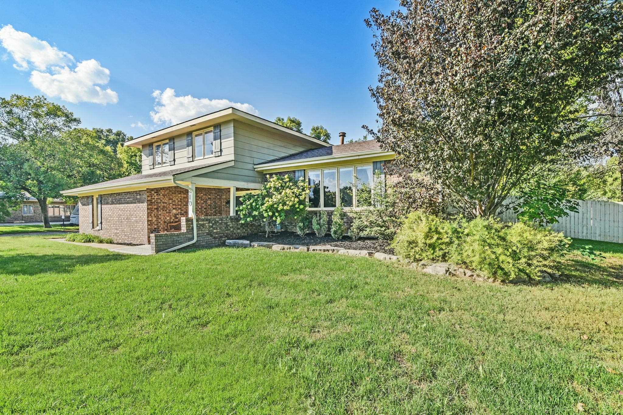 210 E Kerry Lynn Andover KS 67002