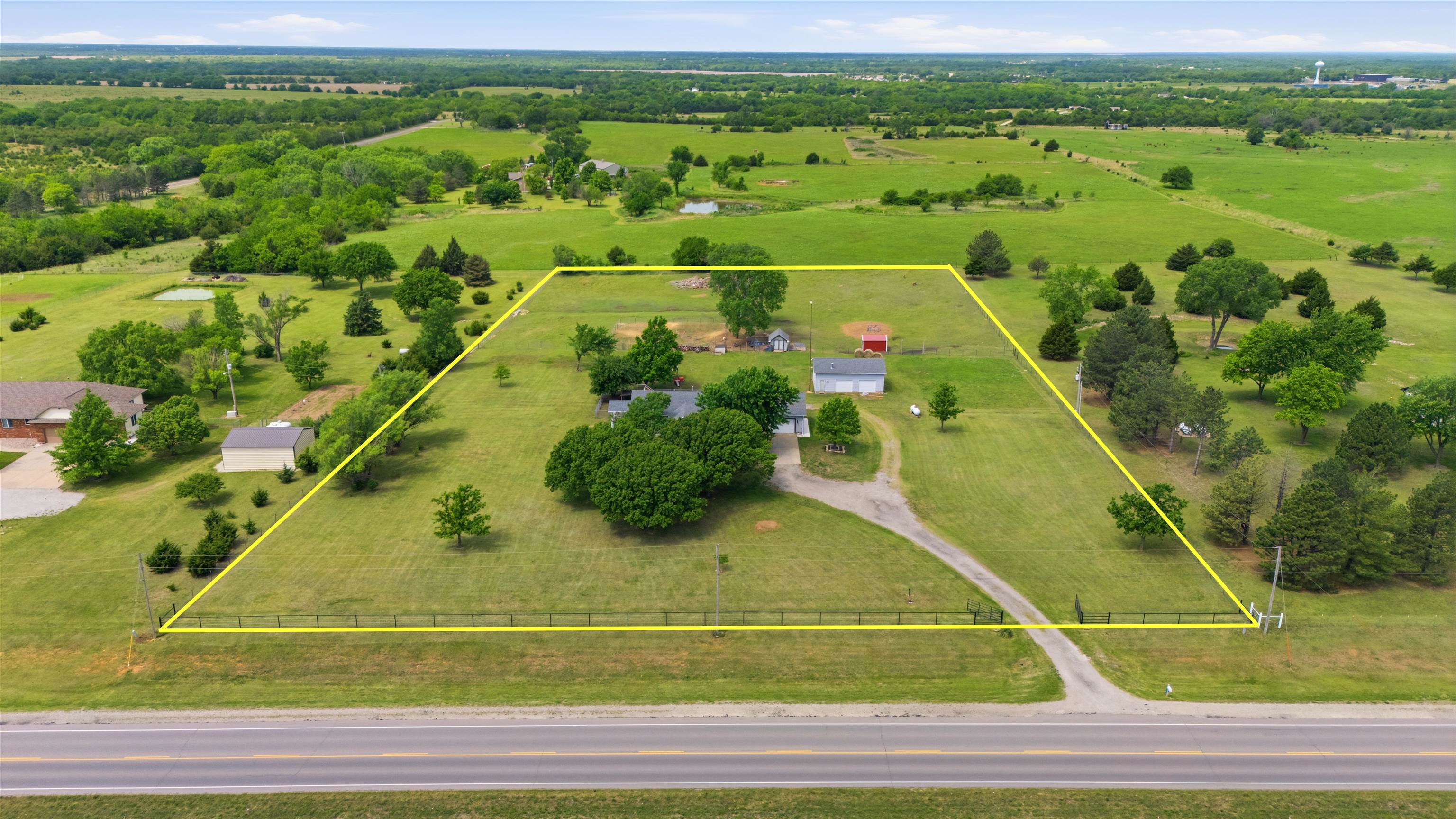2849 SW Ohio Street Road El Dorado KS 67042