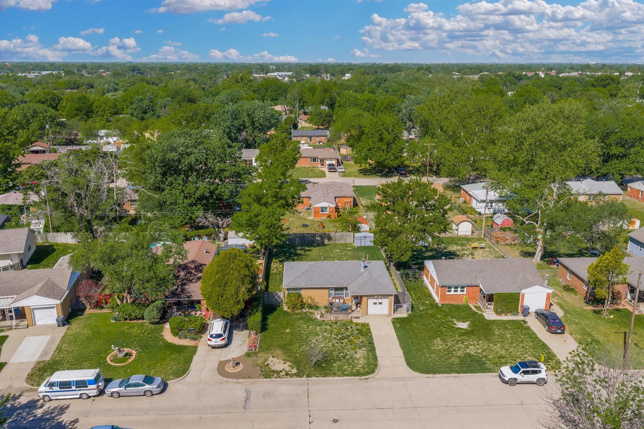 2845 S Laura Avenue Wichita KS 67216