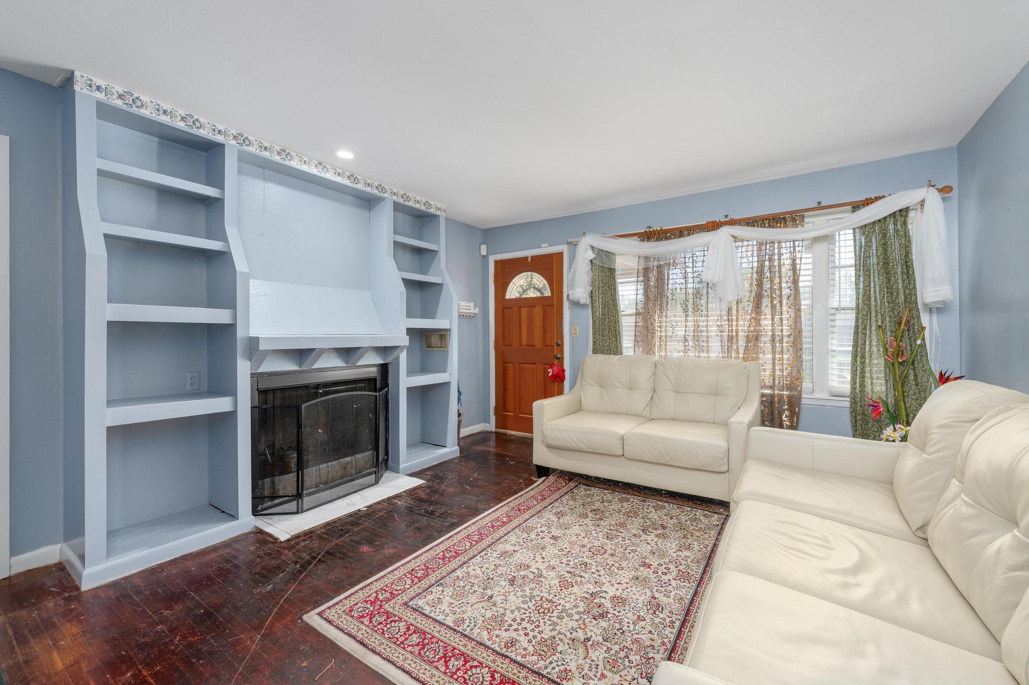 2845 S Laura Avenue Wichita KS 67216