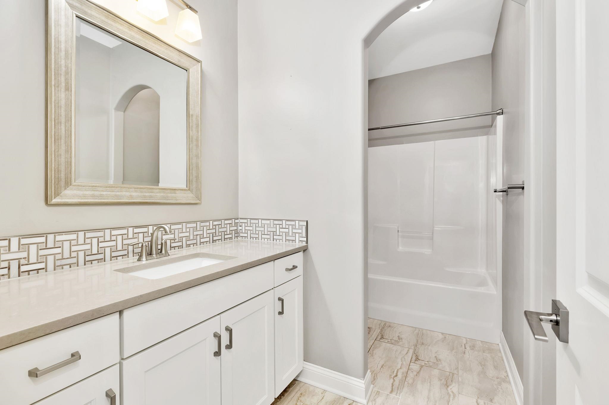 5958 E Forbes Street Bel Aire KS 67220