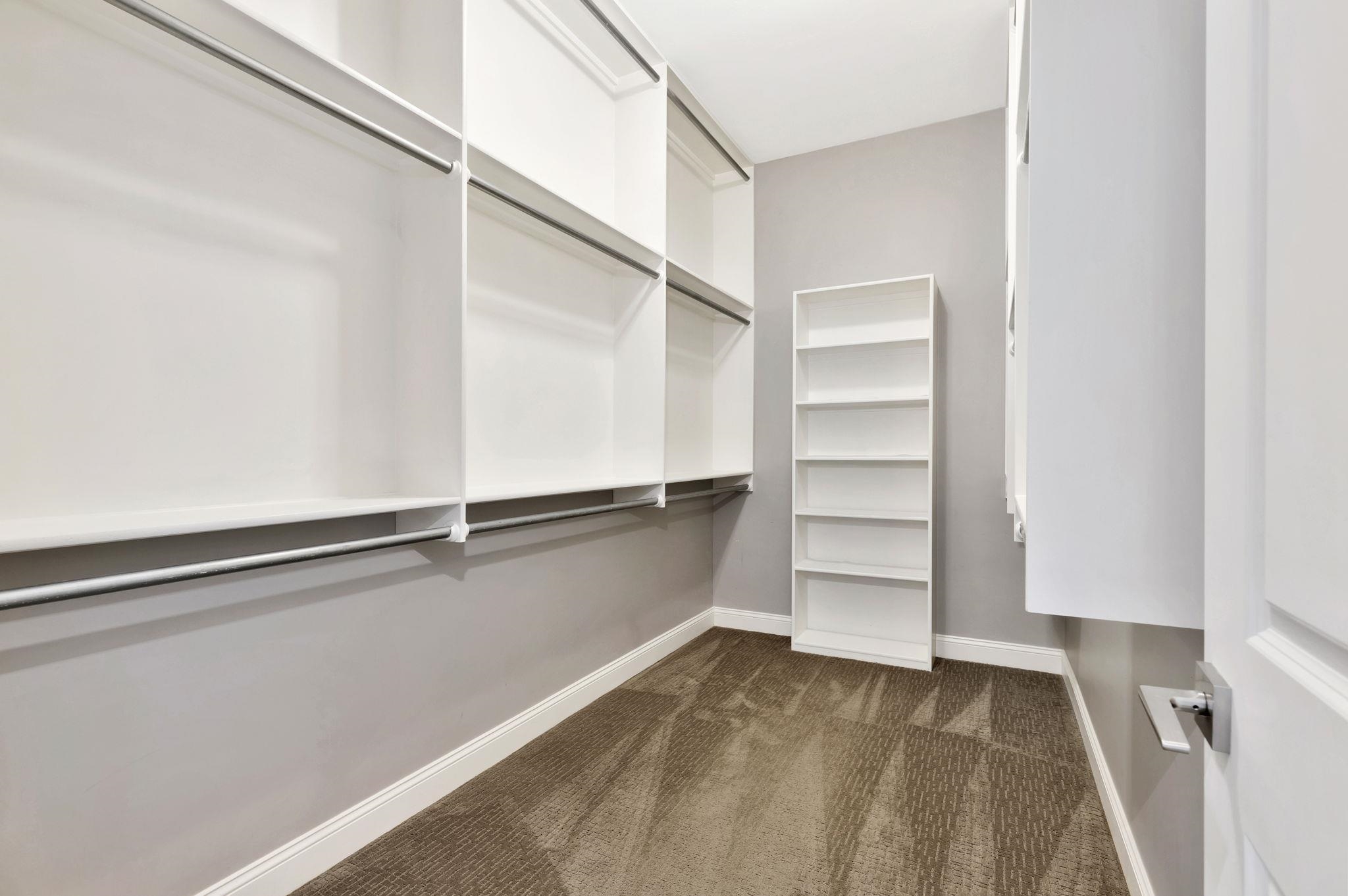 5958 E Forbes Street Bel Aire KS 67220