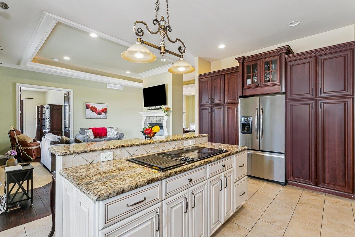 6906 E Summerside Court Bel Aire KS 67226