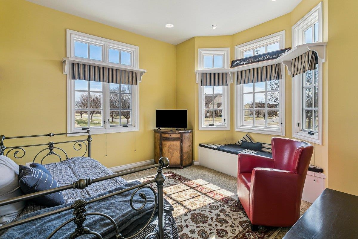 6906 E Summerside Court Bel Aire KS 67226