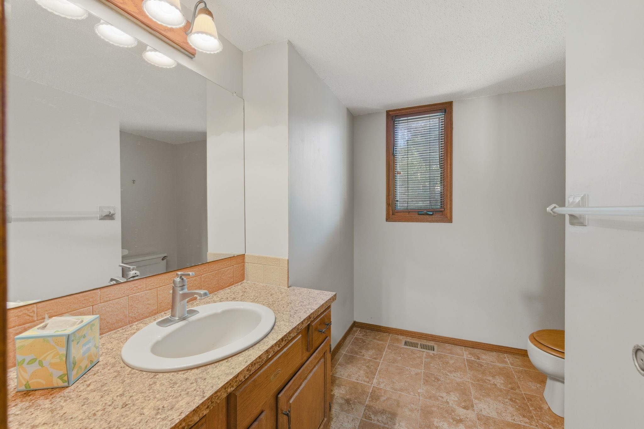 1112 E James Street Derby KS 67037