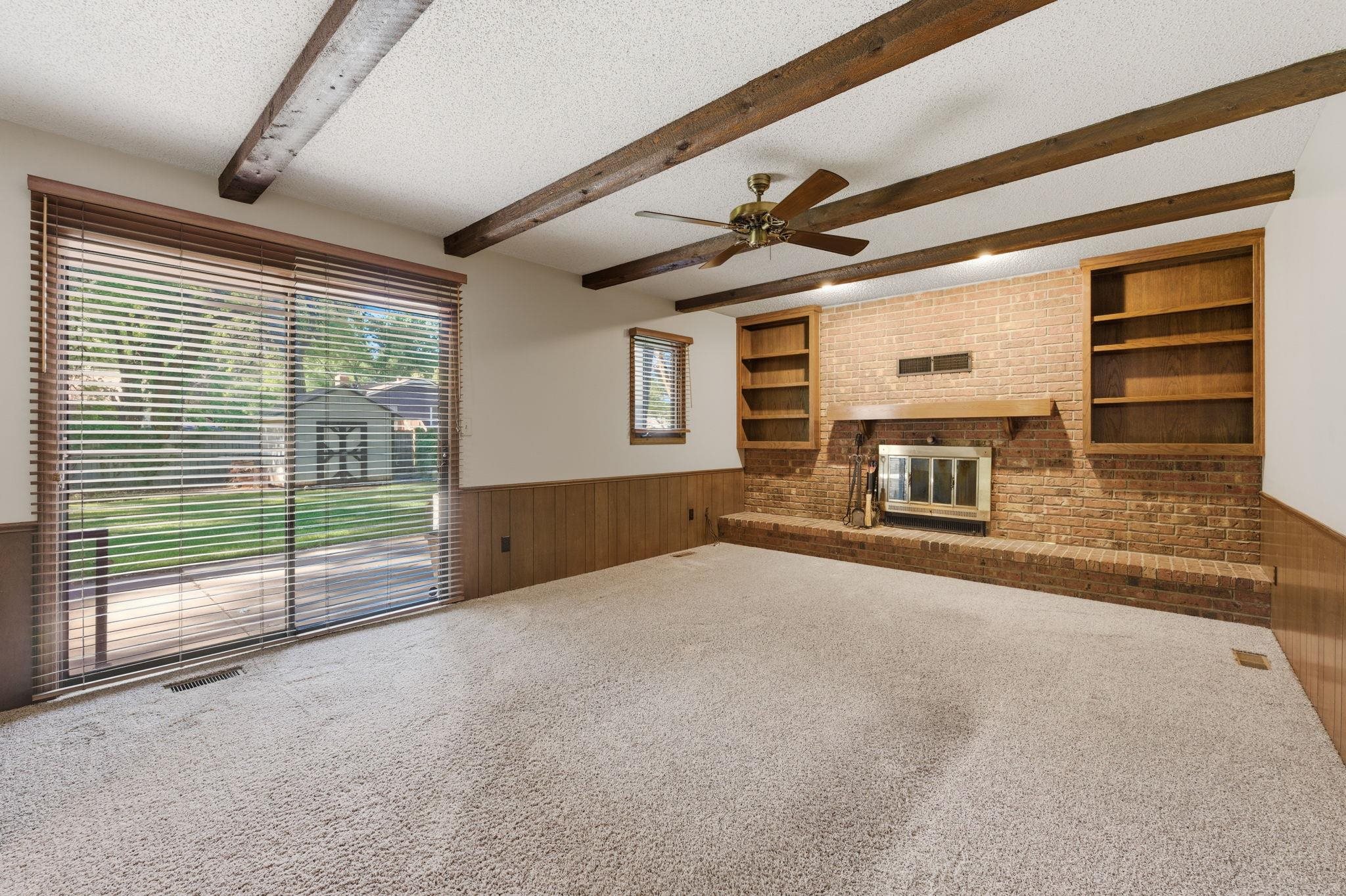 1112 E James Street Derby KS 67037