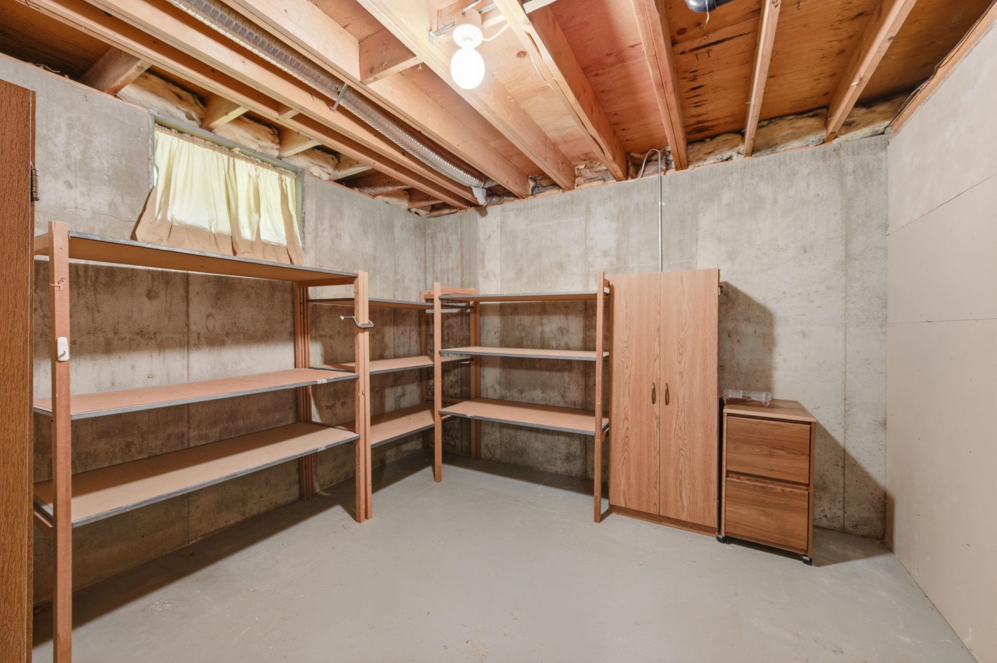 1112 E James Street Derby KS 67037