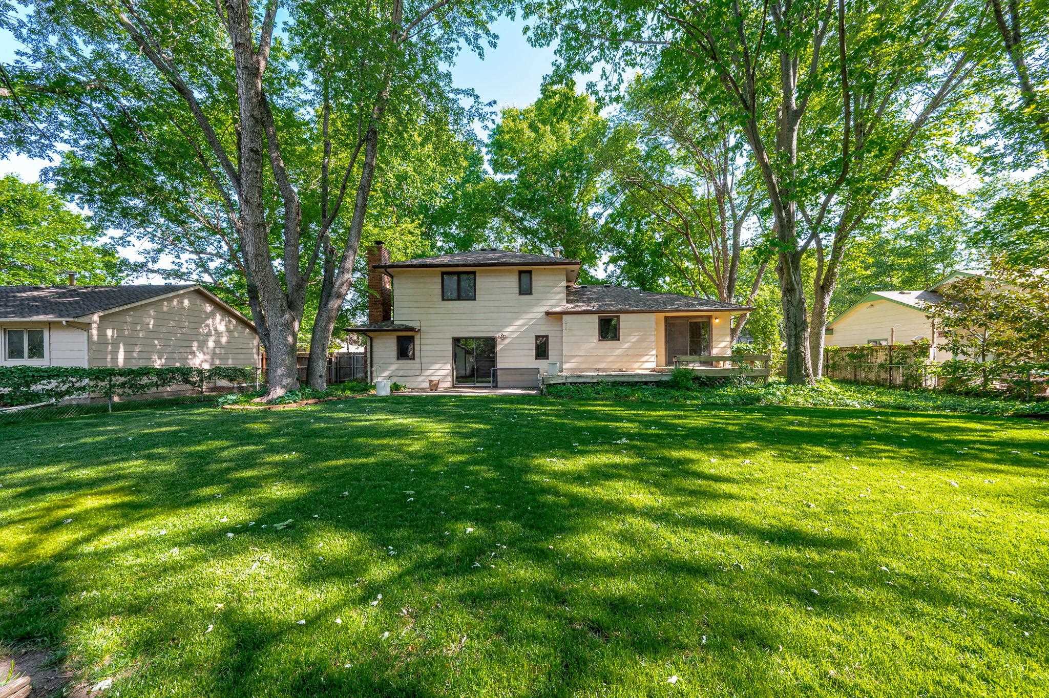 1112 E James Street Derby KS 67037