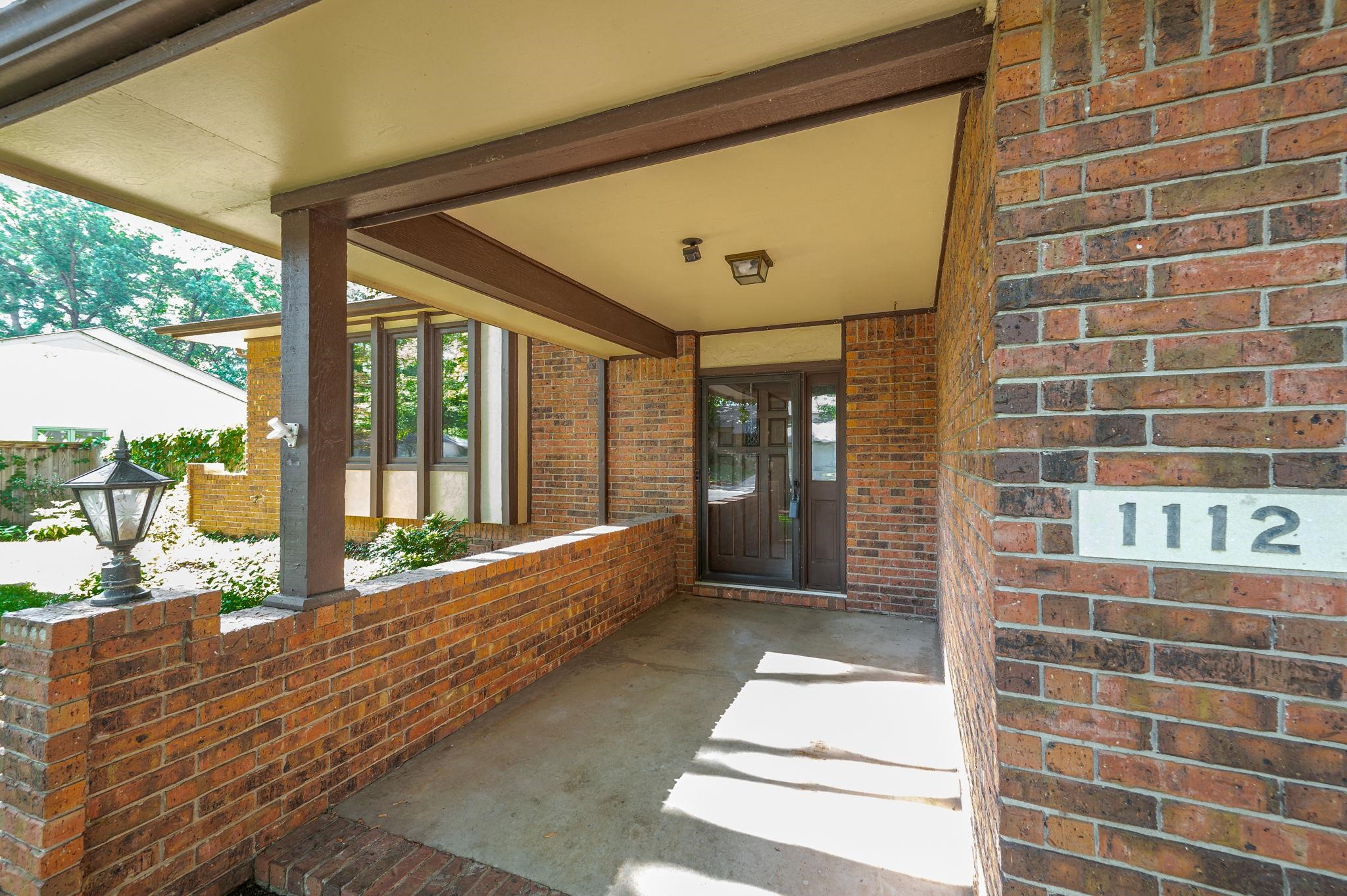 1112 E James Street Derby KS 67037