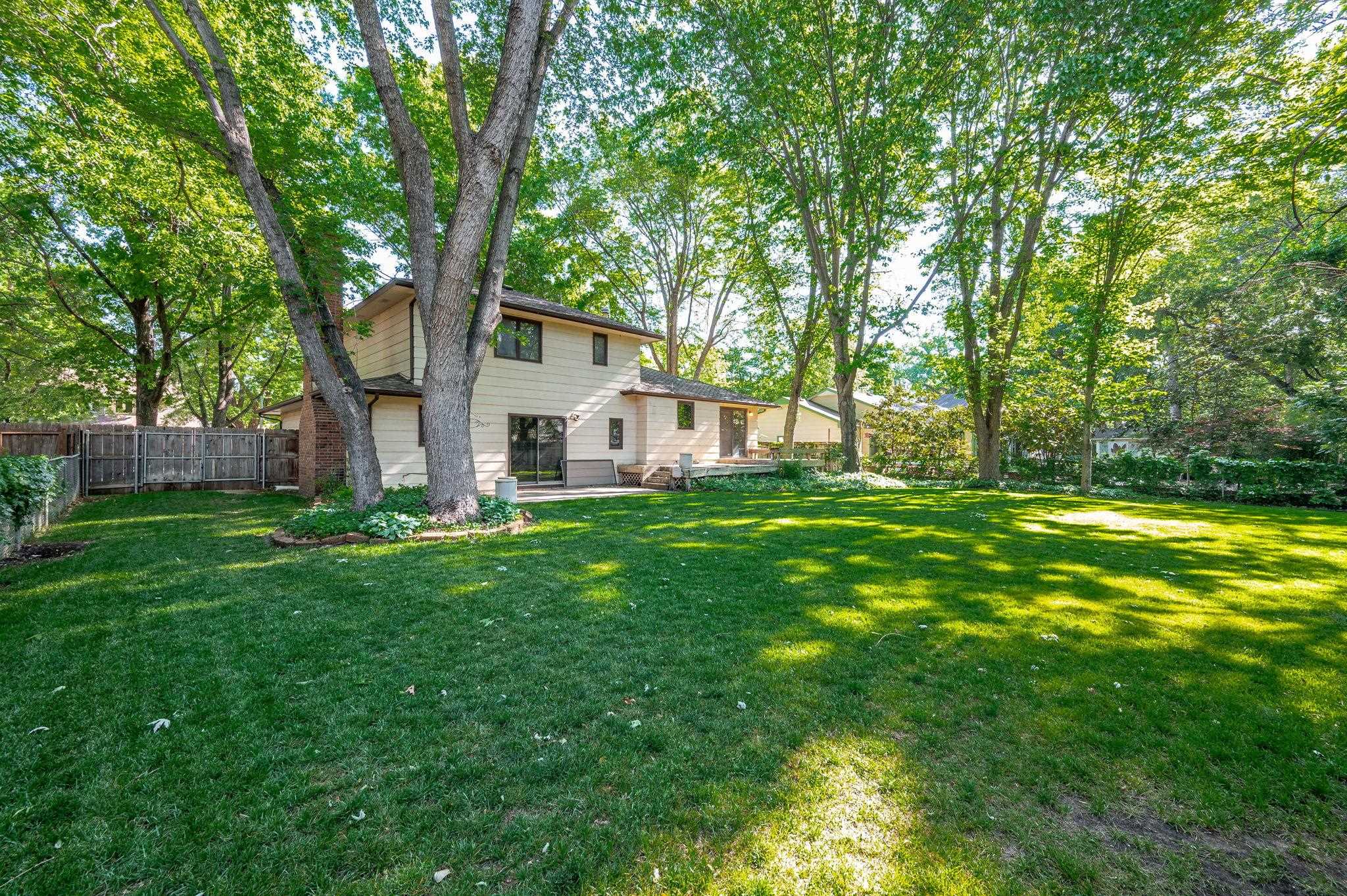 1112 E James Street Derby KS 67037