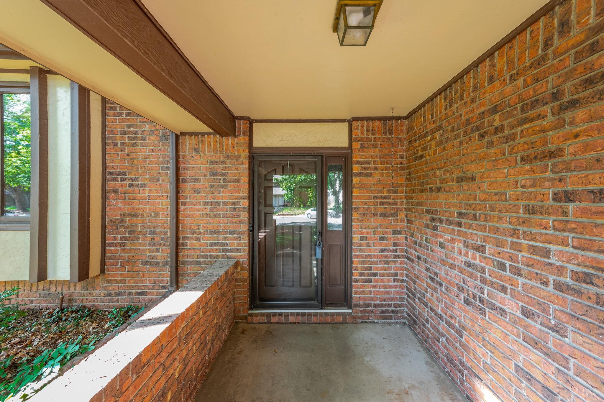 1112 E James Street Derby KS 67037