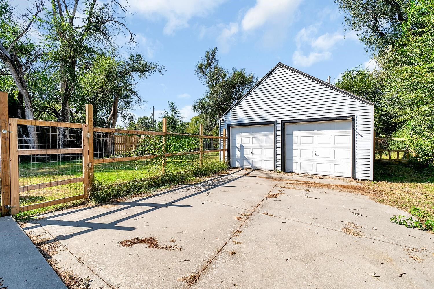 757 N Dougherty Avenue Wichita KS 67212