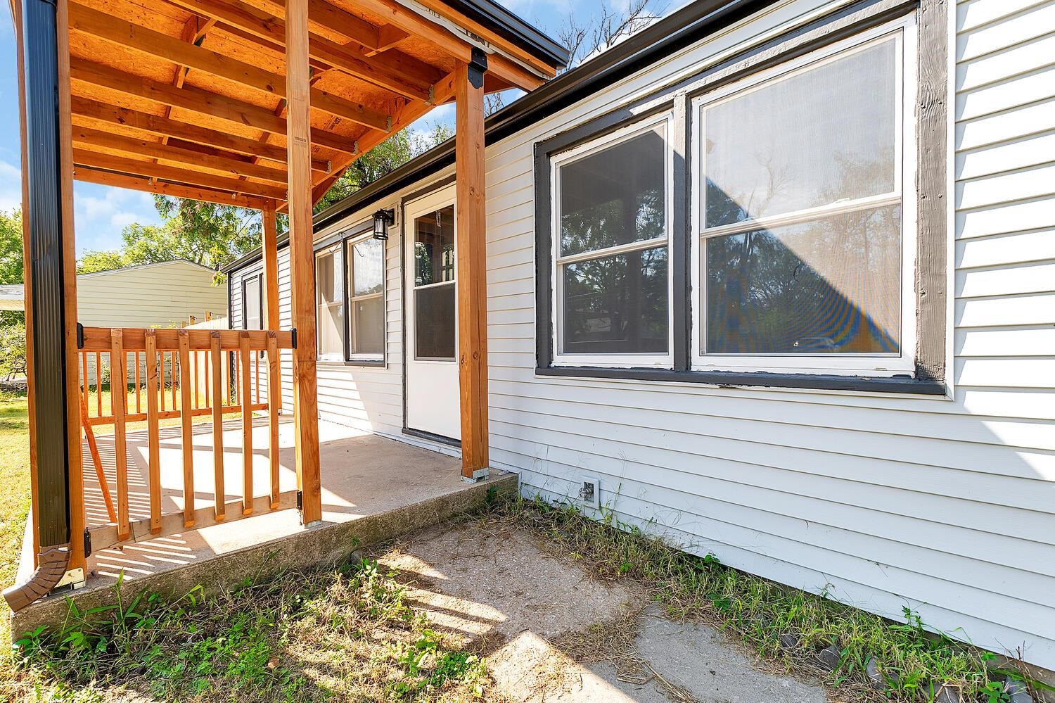 757 N Dougherty Avenue Wichita KS 67212