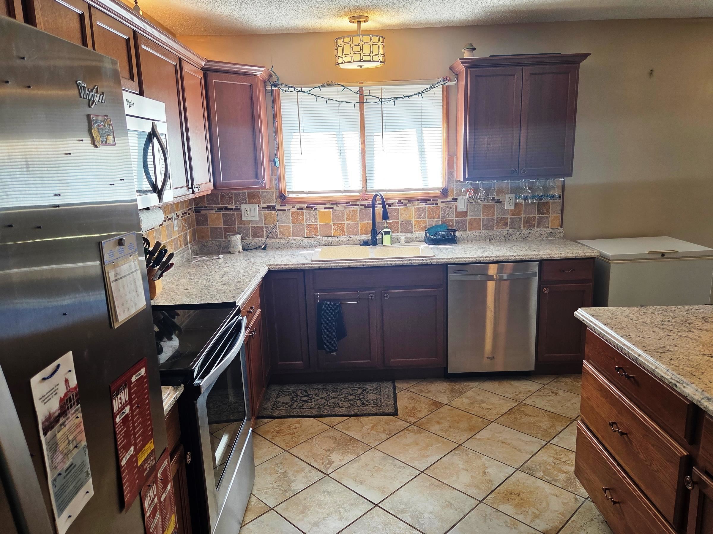 1120 Helen Augusta KS 67010