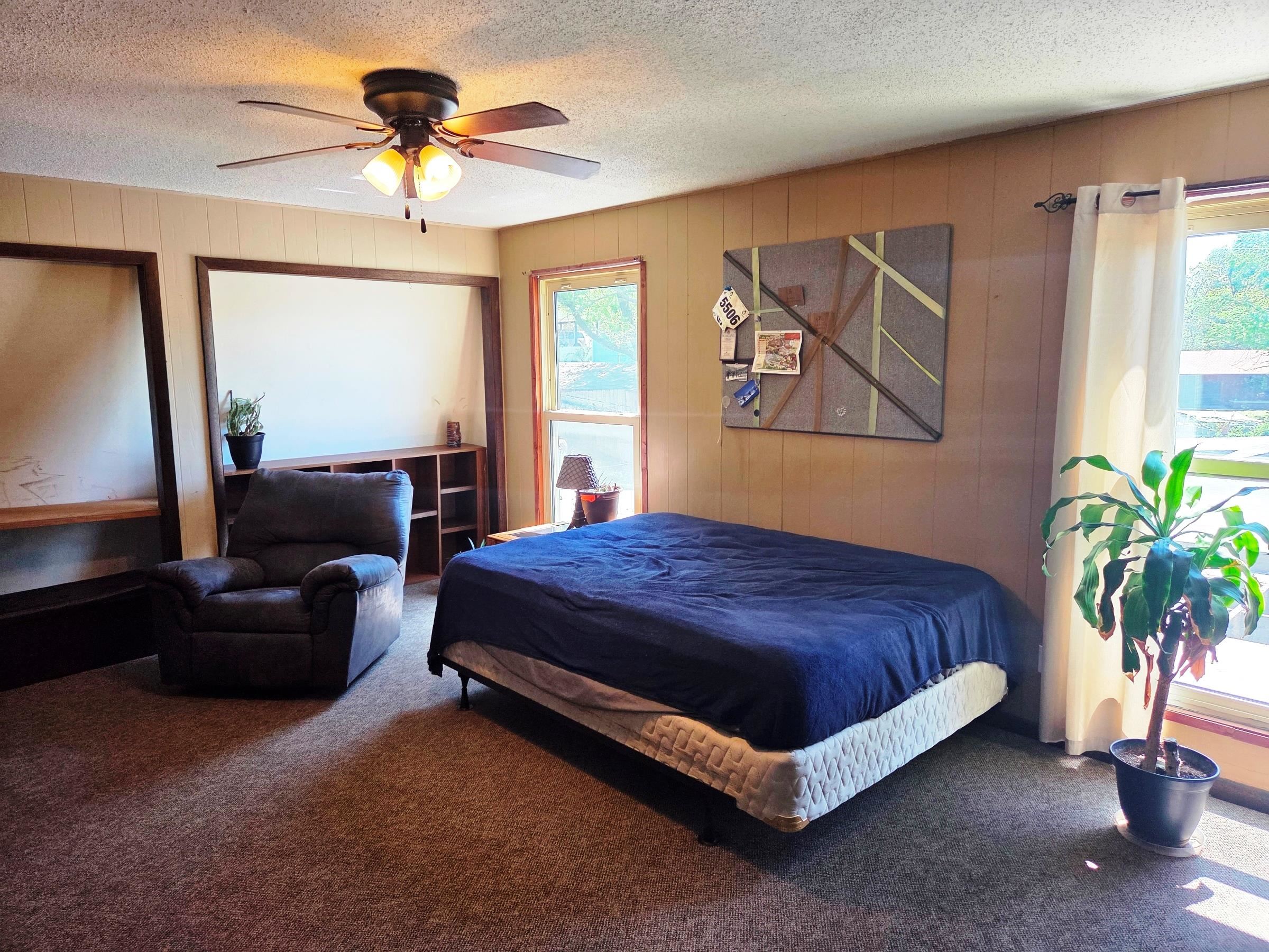1120 Helen Augusta KS 67010
