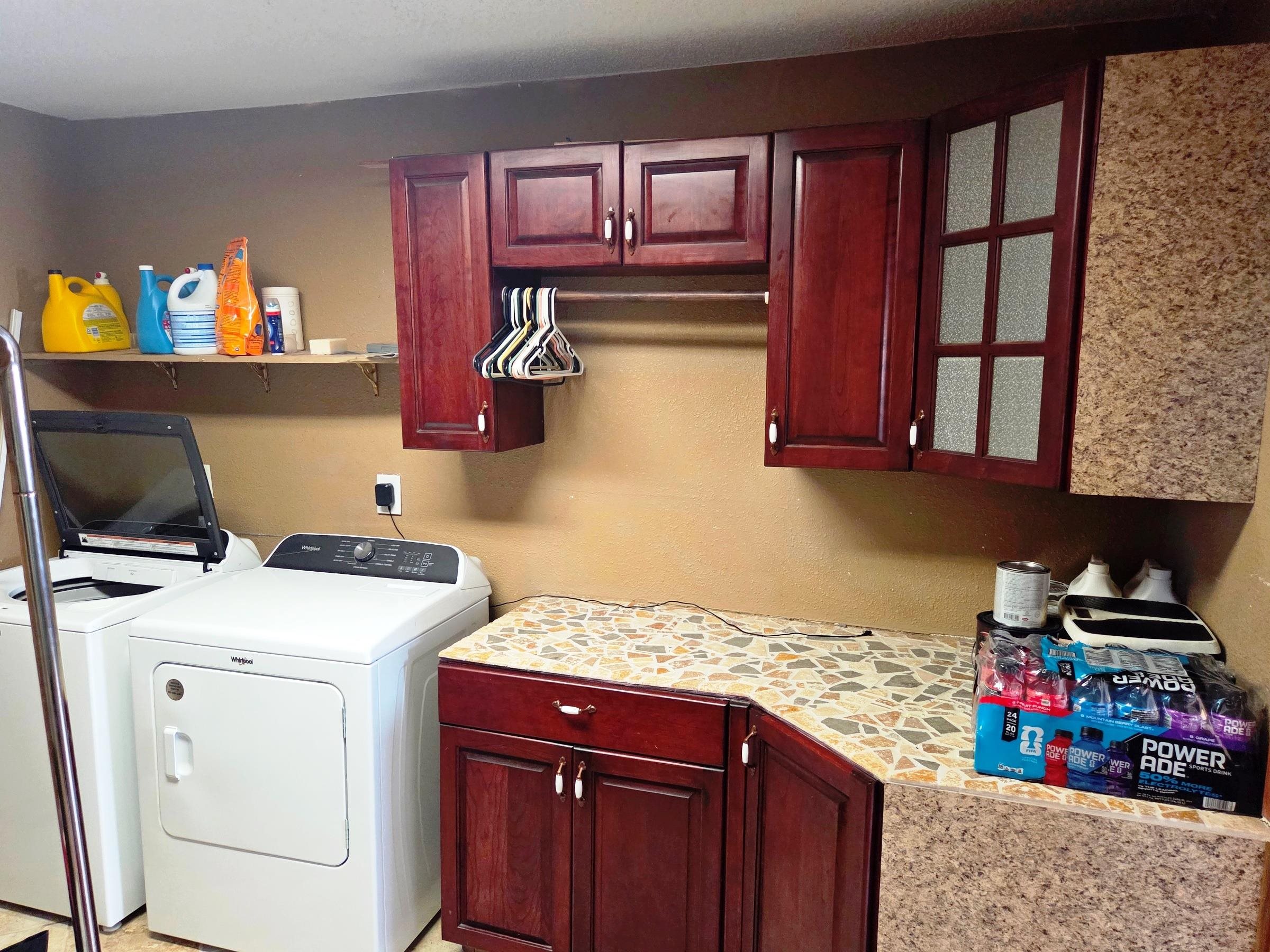1120 Helen Augusta KS 67010