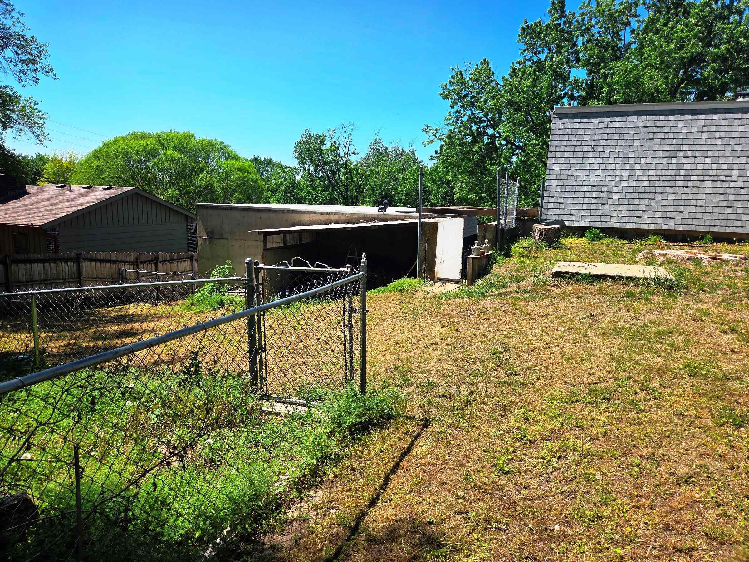 1120 Helen Augusta KS 67010