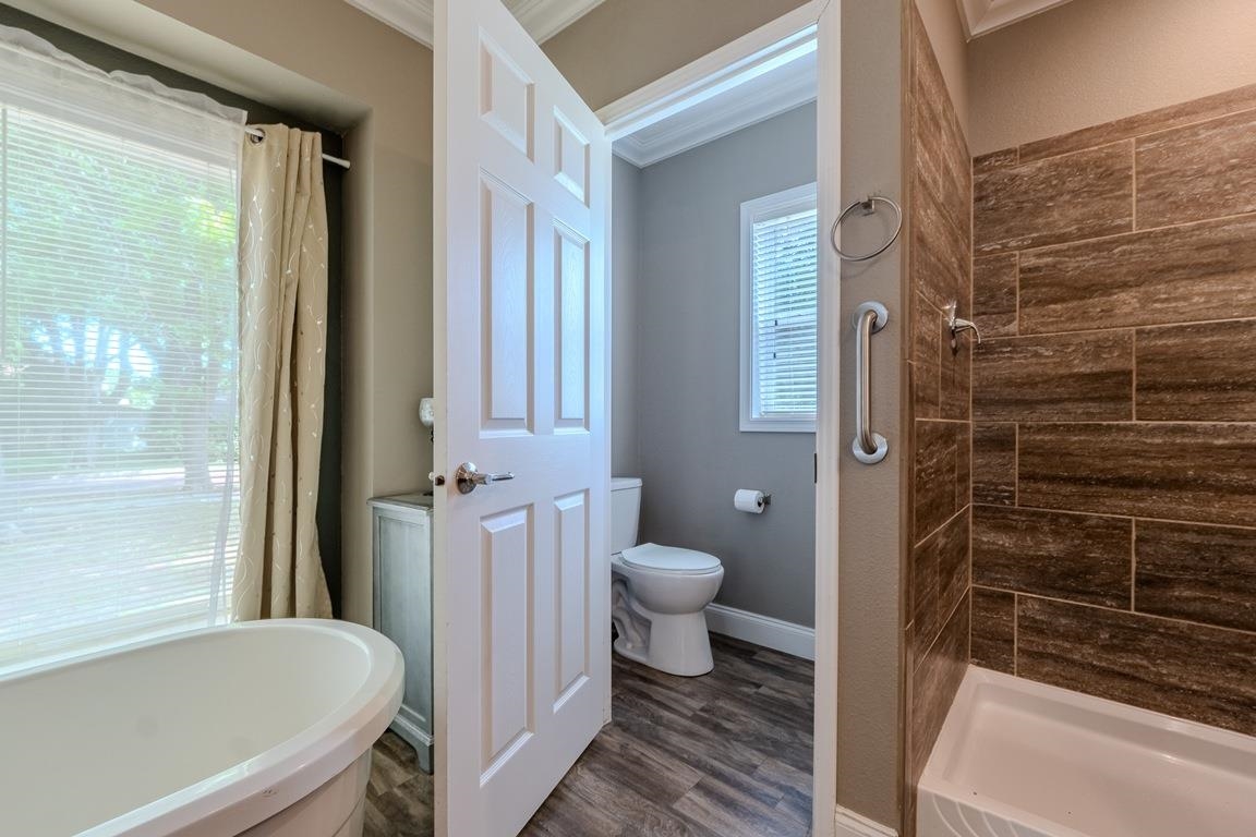 1306 Loomis Street Winfield KS 67156