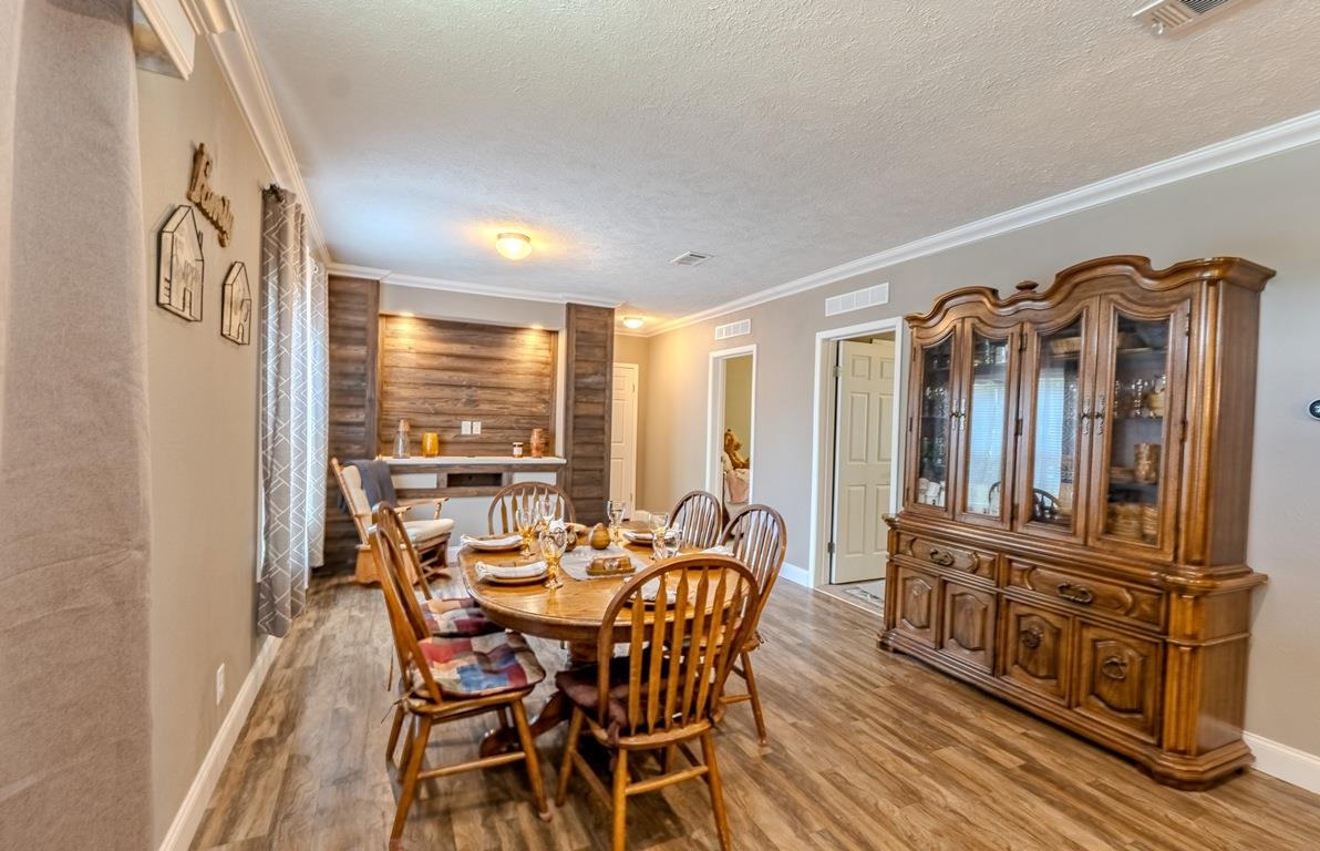 1306 Loomis Street Winfield KS 67156