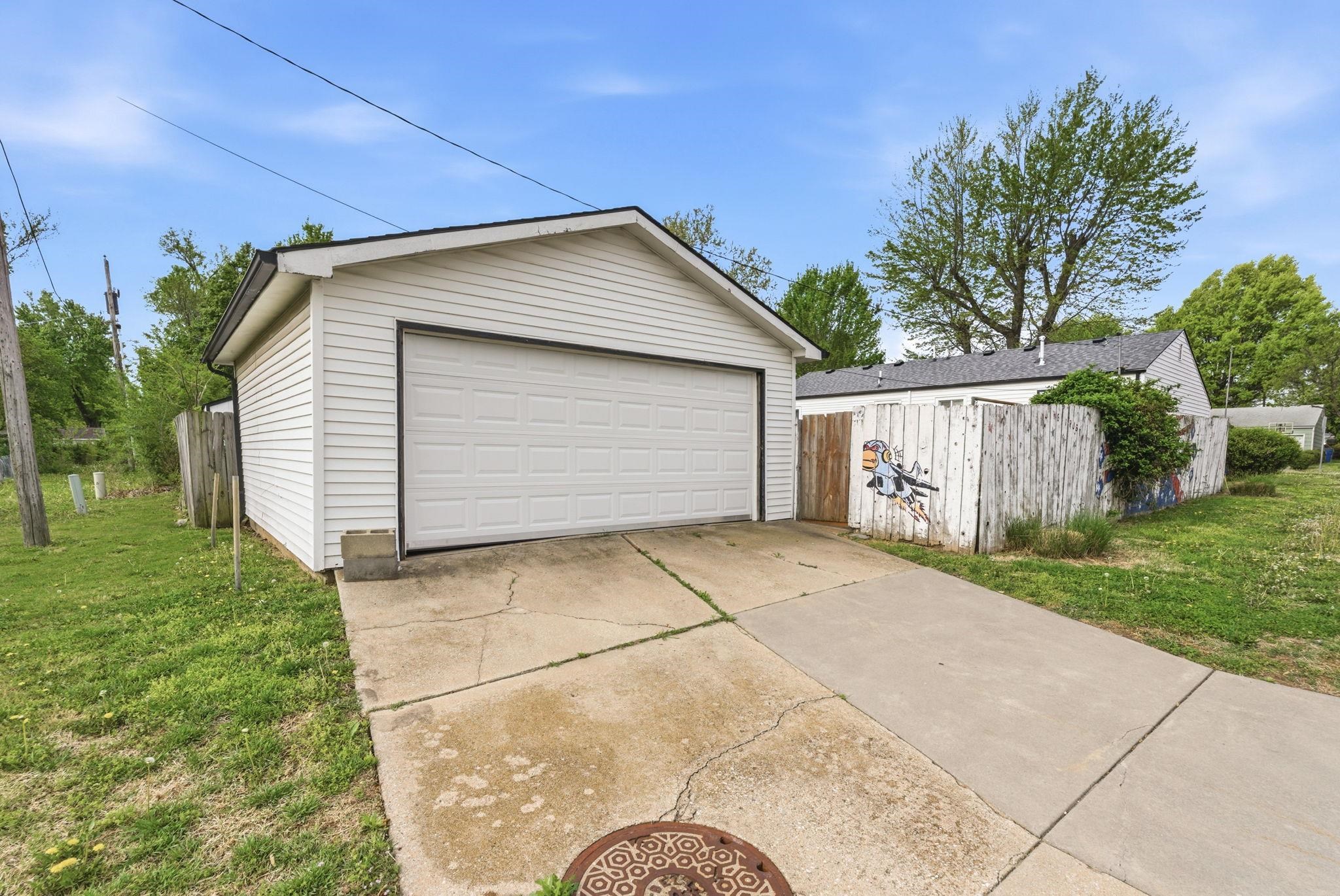 1058 N Baltimore Avenue Derby KS 67037