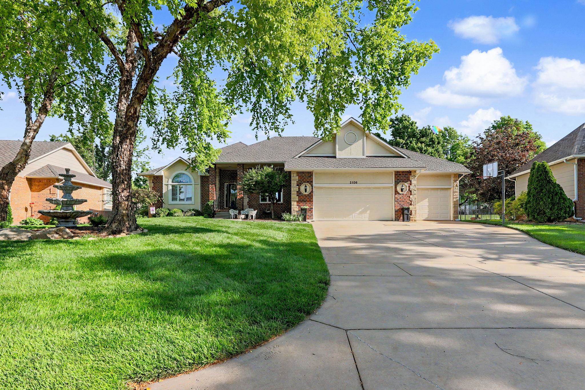 2526 N High Point Circle Wichita KS 67205