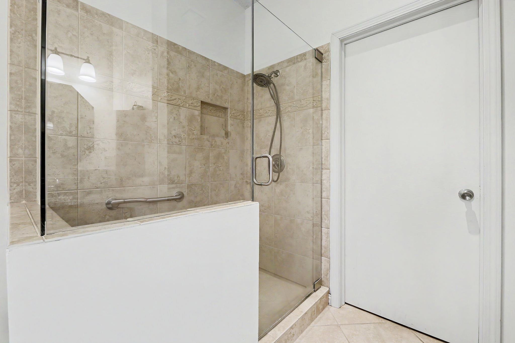 2526 N High Point Circle Wichita KS 67205