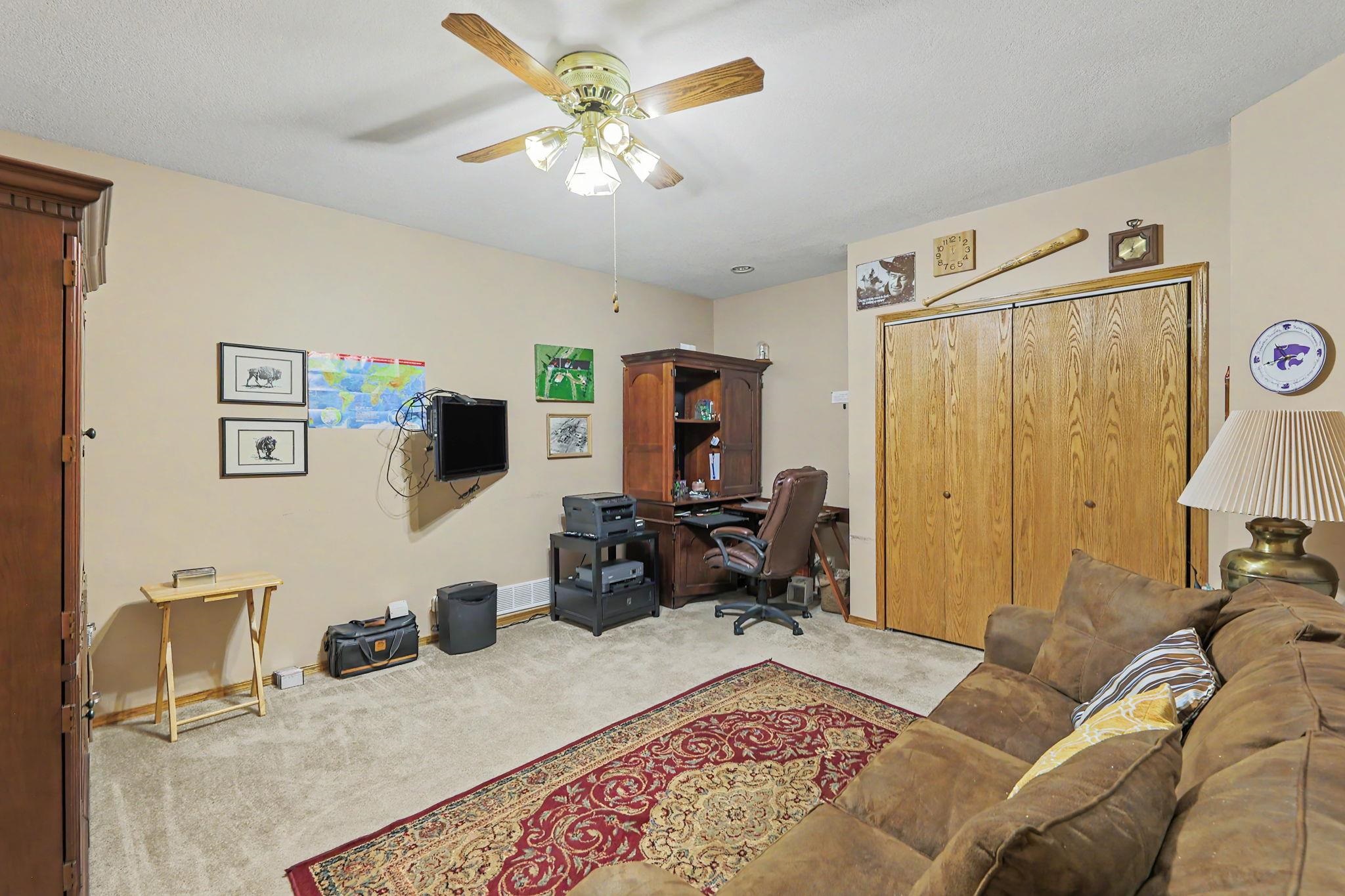 2526 N High Point Circle Wichita KS 67205