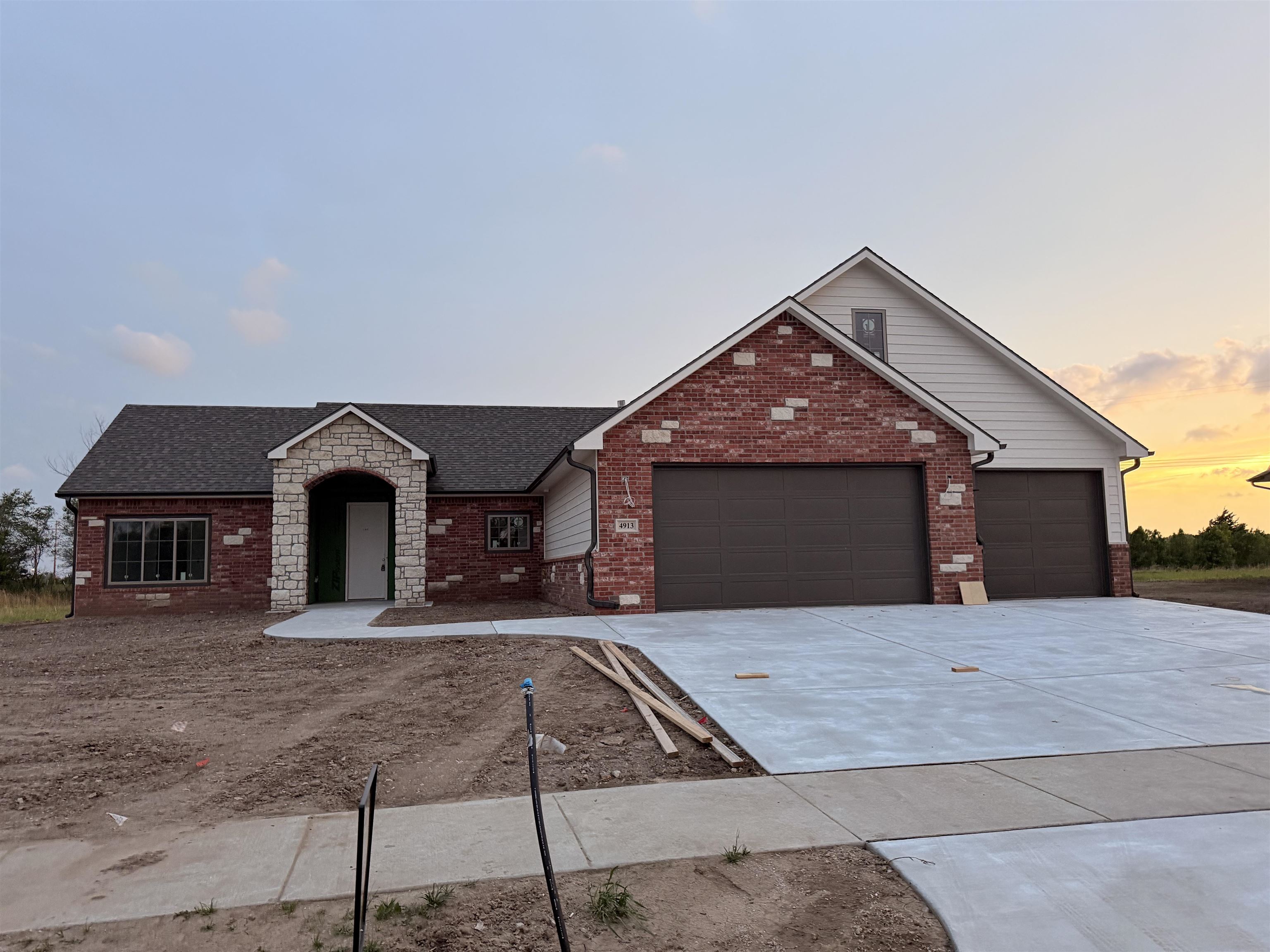 4913 W Calvert Wichita KS 67215