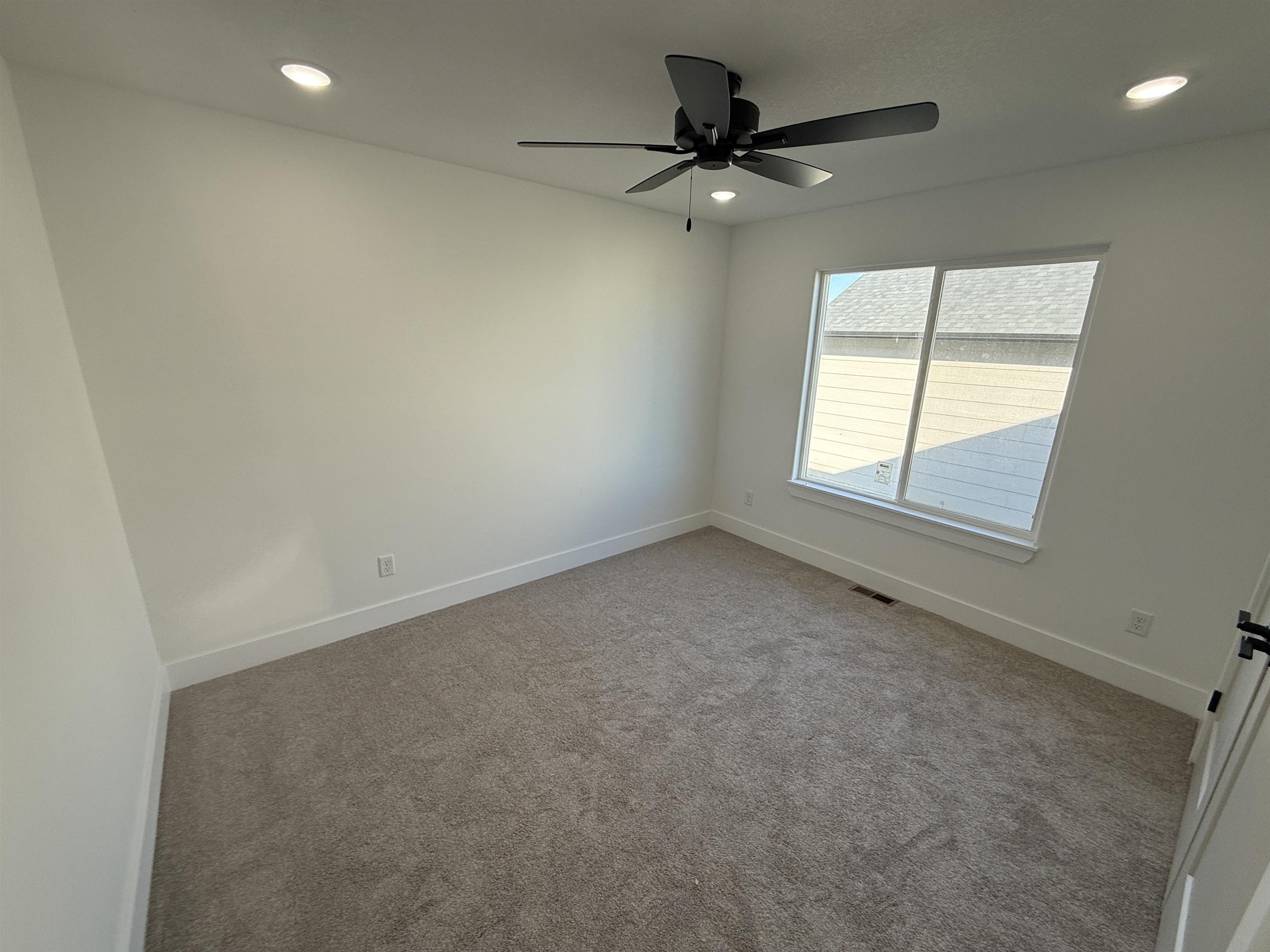 137 E Poplar Circle Goddard KS 67052