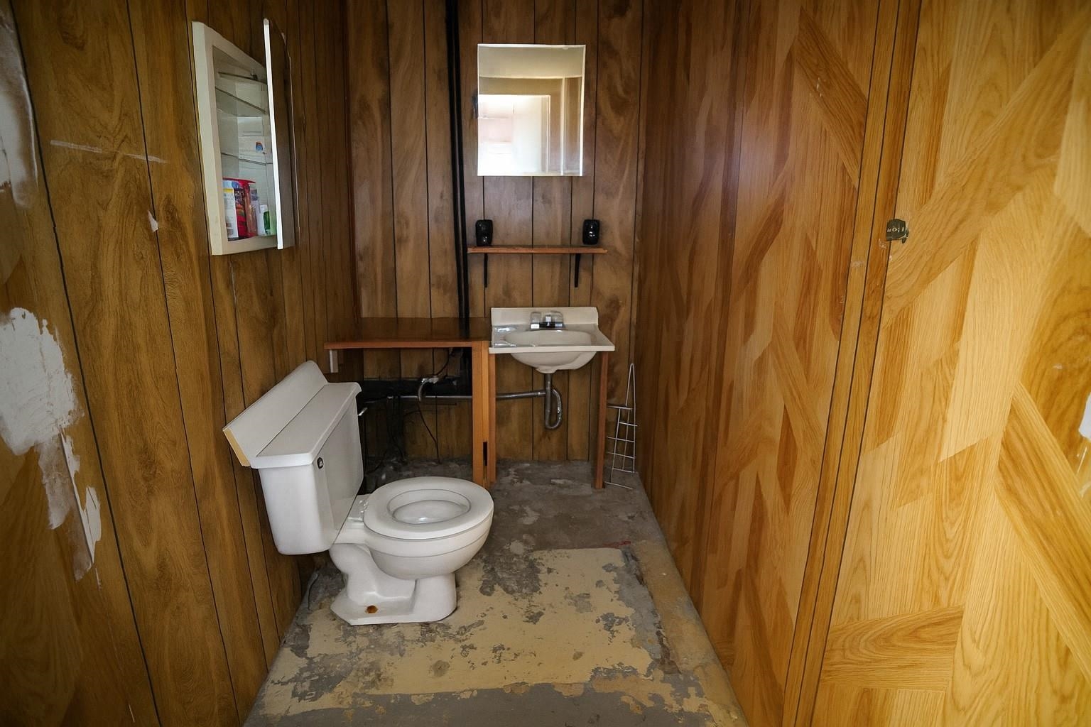 1721 N State Augusta KS 67010