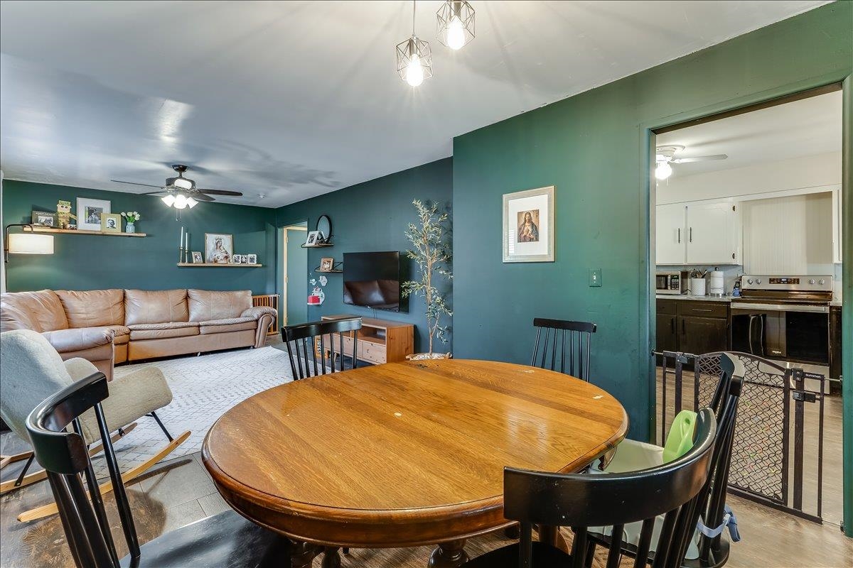 1005 N 1st Avenue Mulvane KS 67110