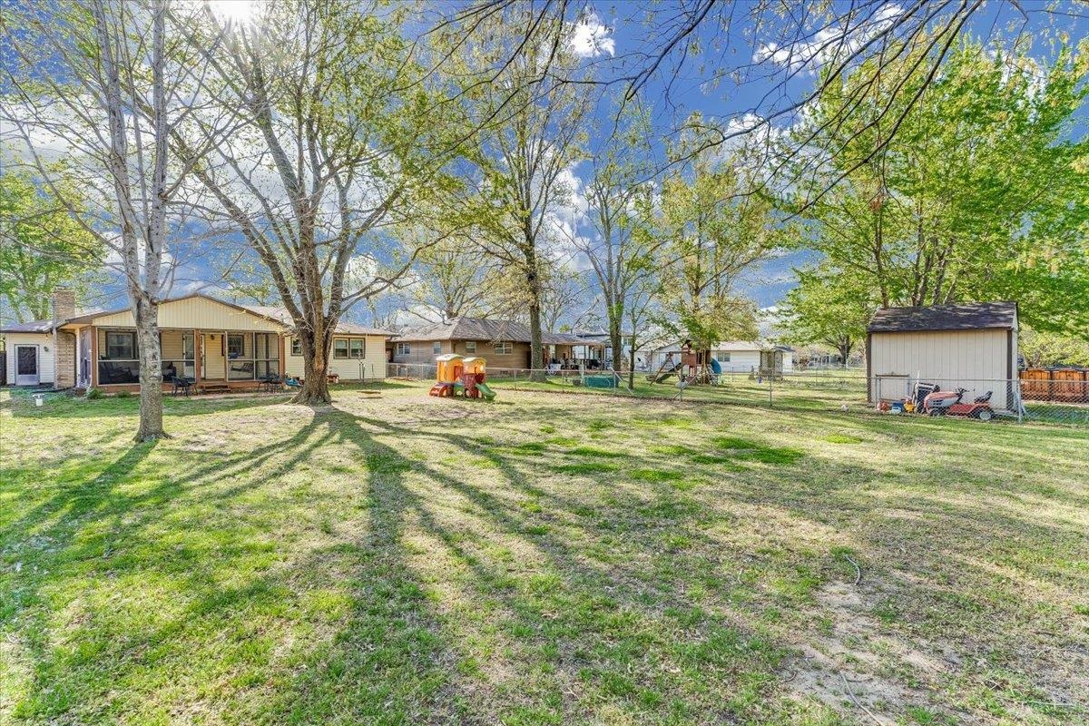 1005 N 1st Avenue Mulvane KS 67110