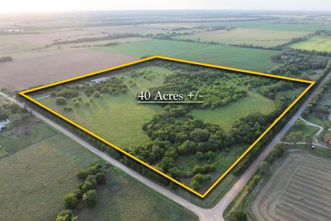 21950 W 79th Street S Viola KS 67149