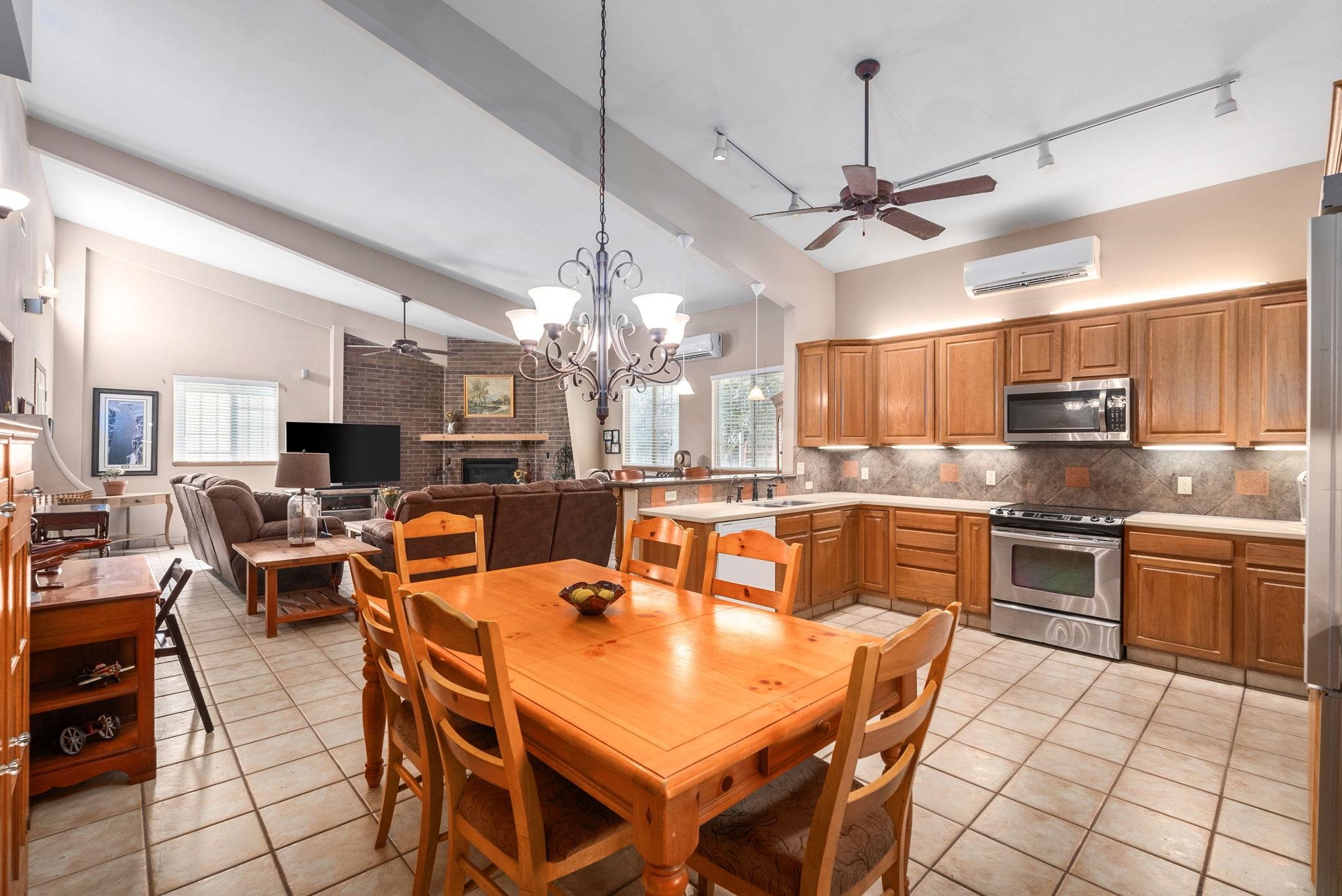 21950 W 79th Street S Viola KS 67149