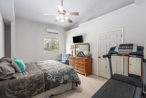 21950 W 79th Street S Viola KS 67149