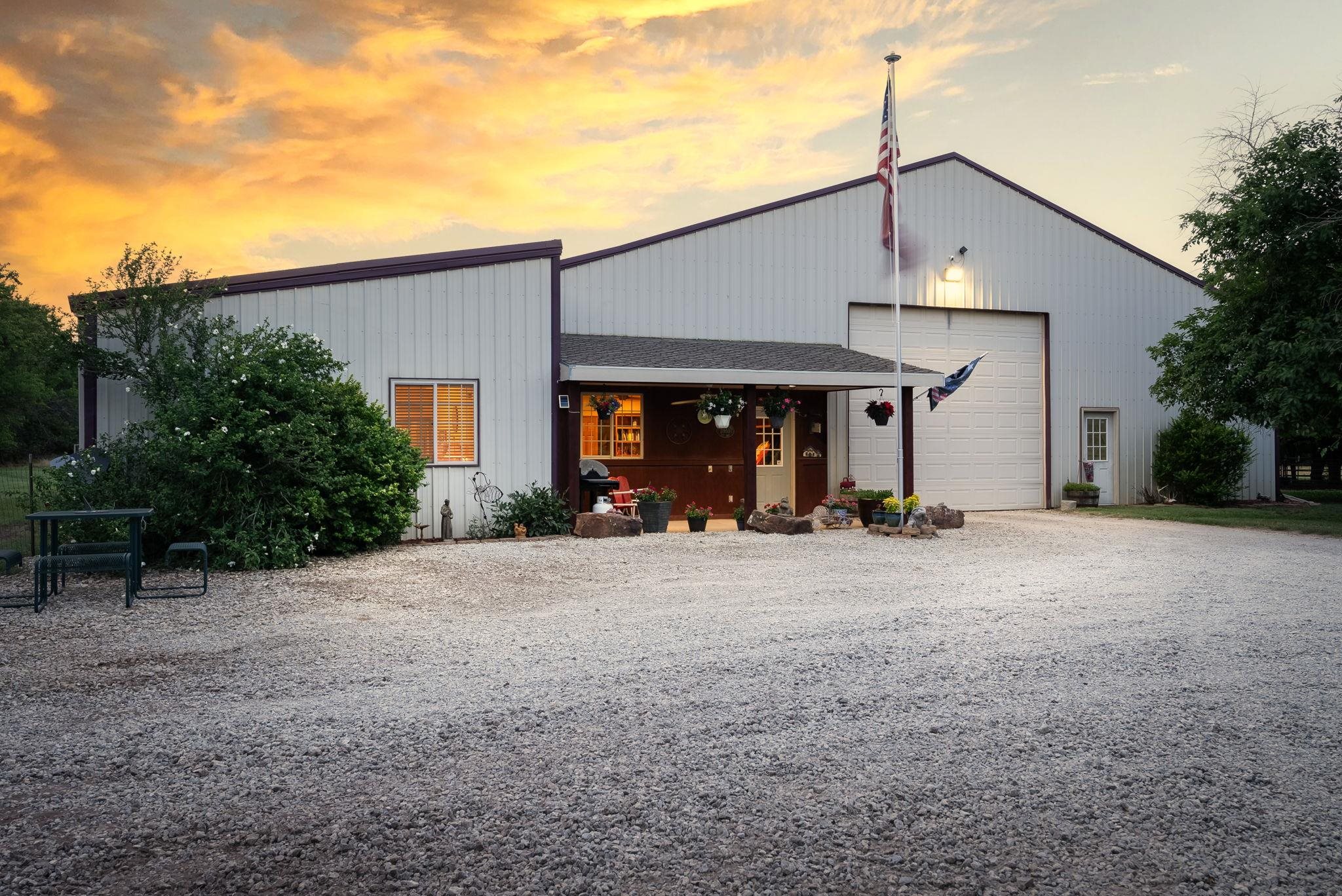 21950 W 79th Street S Viola KS 67149