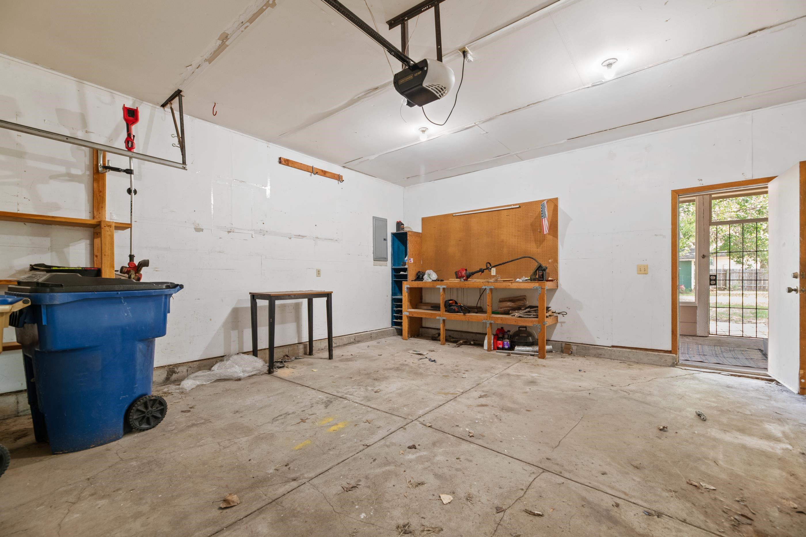 4034 N Danbury Street Bel Aire KS 67220