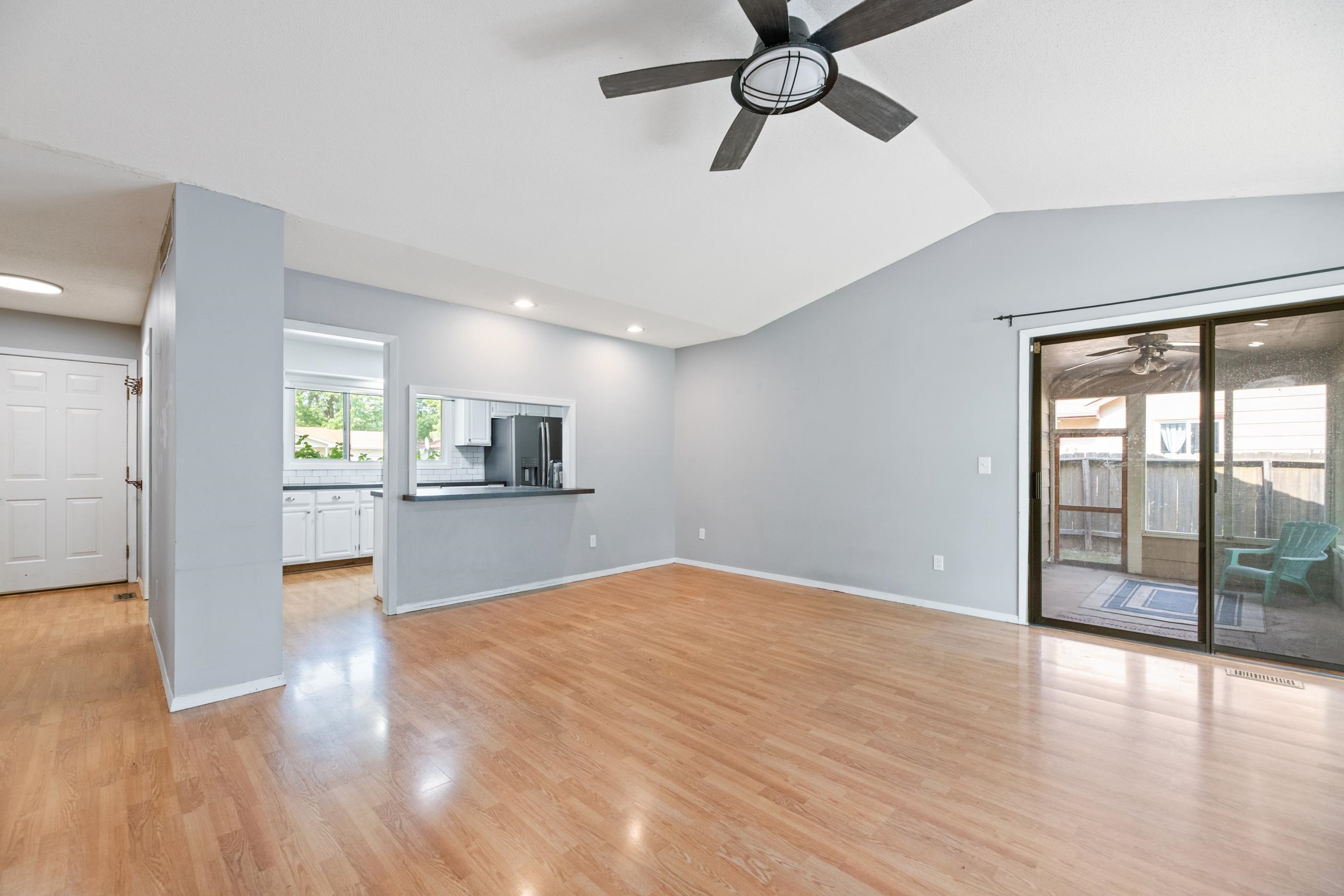 4034 N Danbury Street Bel Aire KS 67220