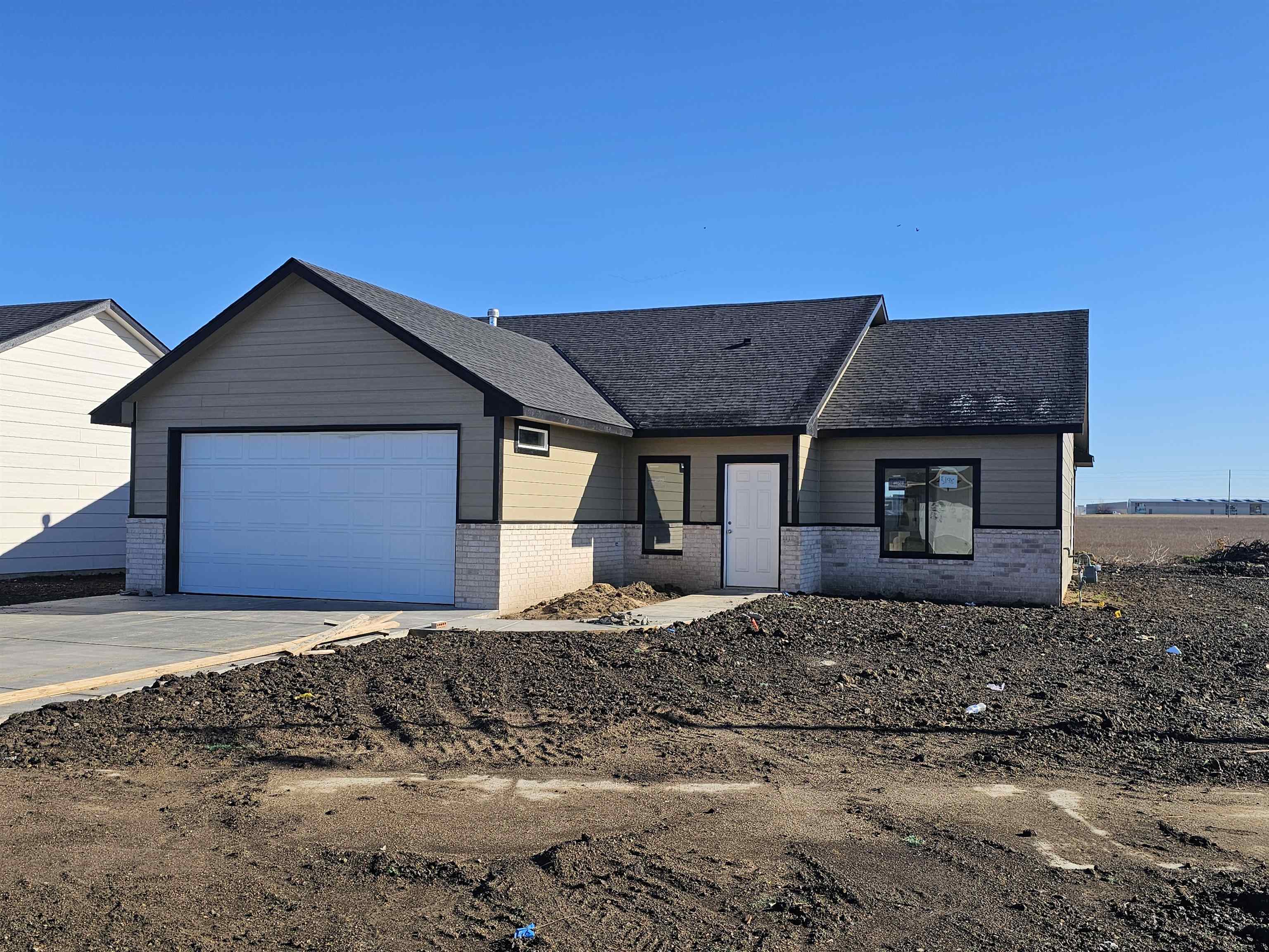 5198 N Toben Drive Bel Aire KS 67226