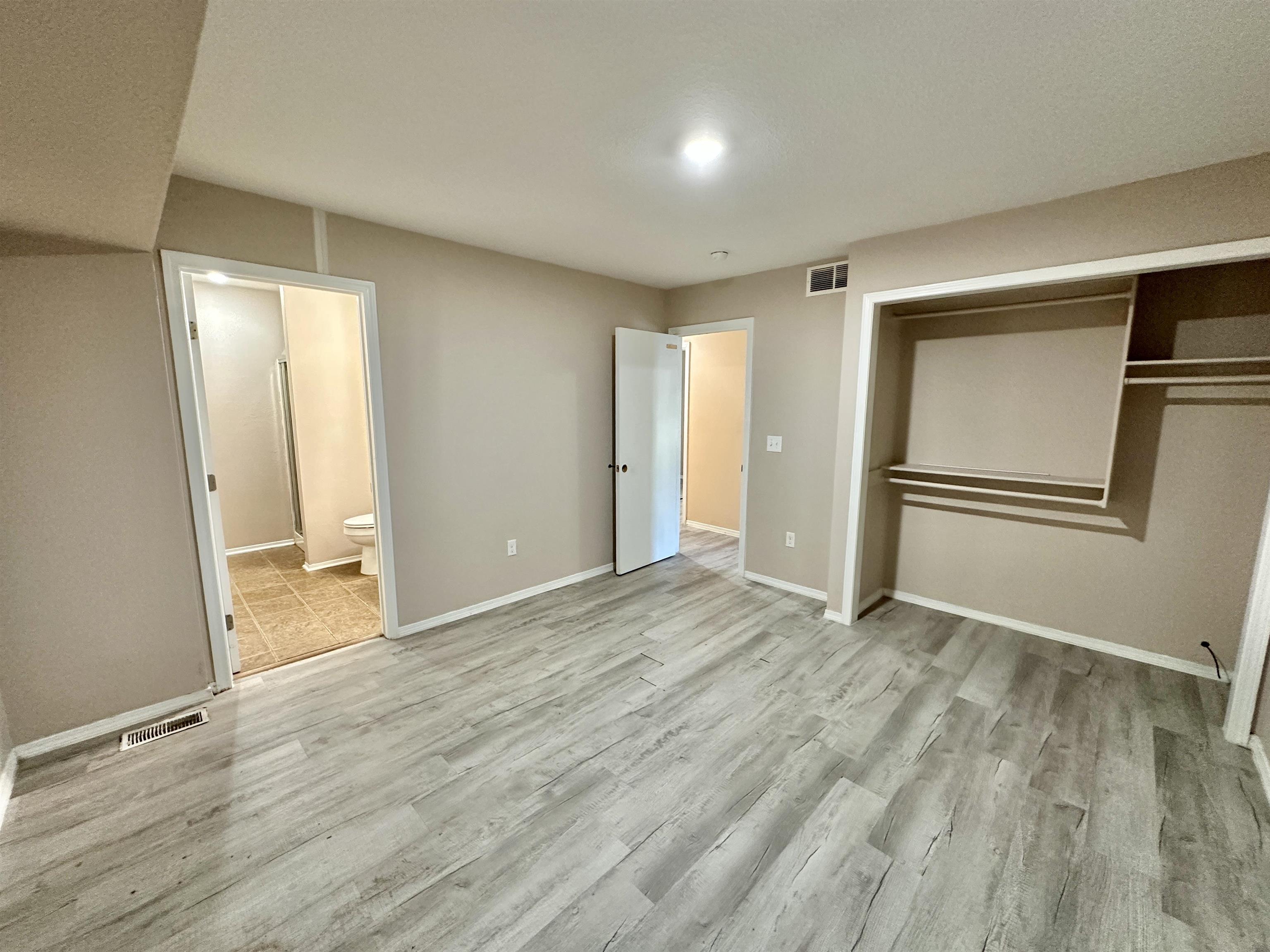 10515 E Countryside Wichita KS 67207