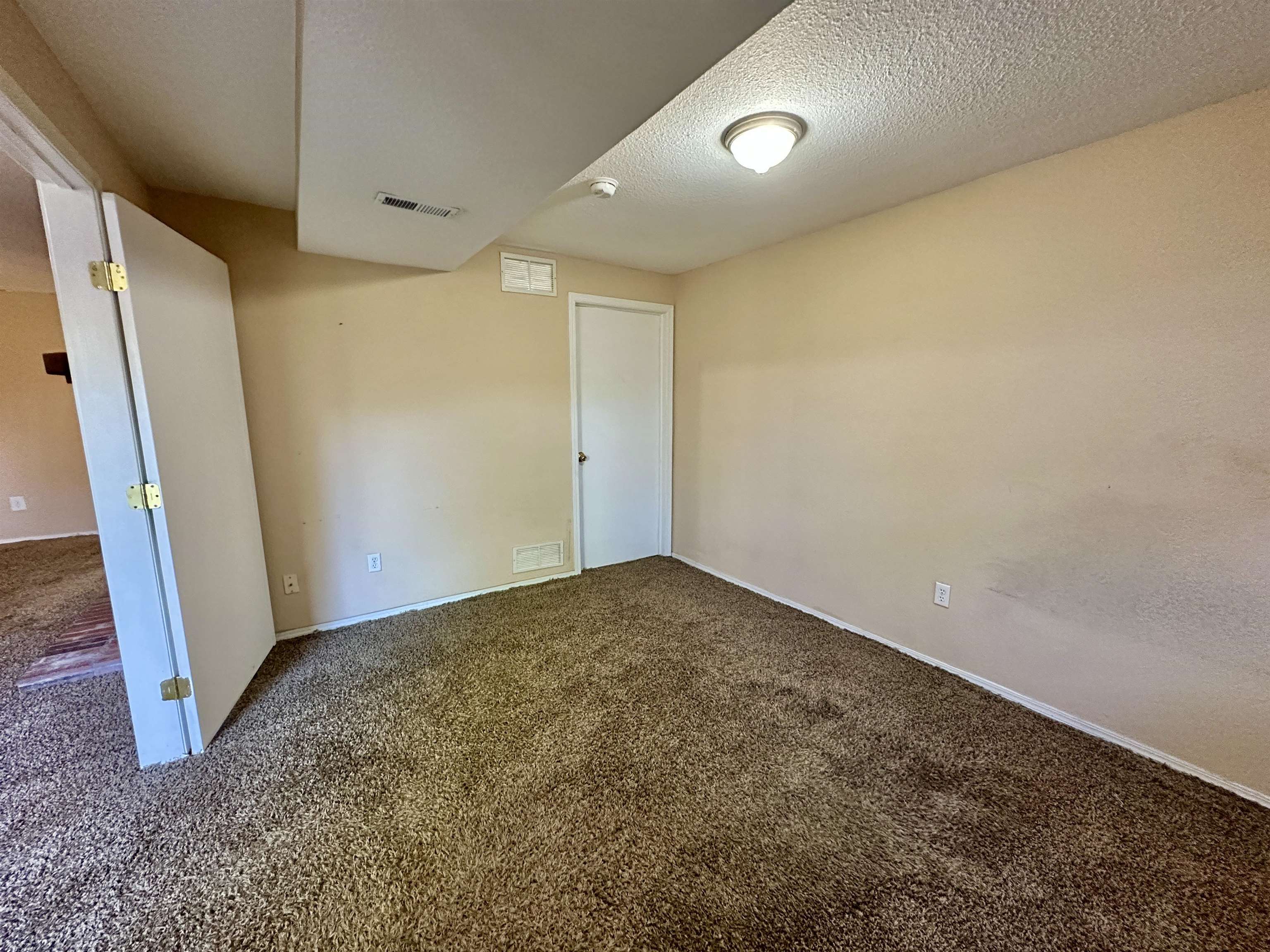 10515 E Countryside Wichita KS 67207