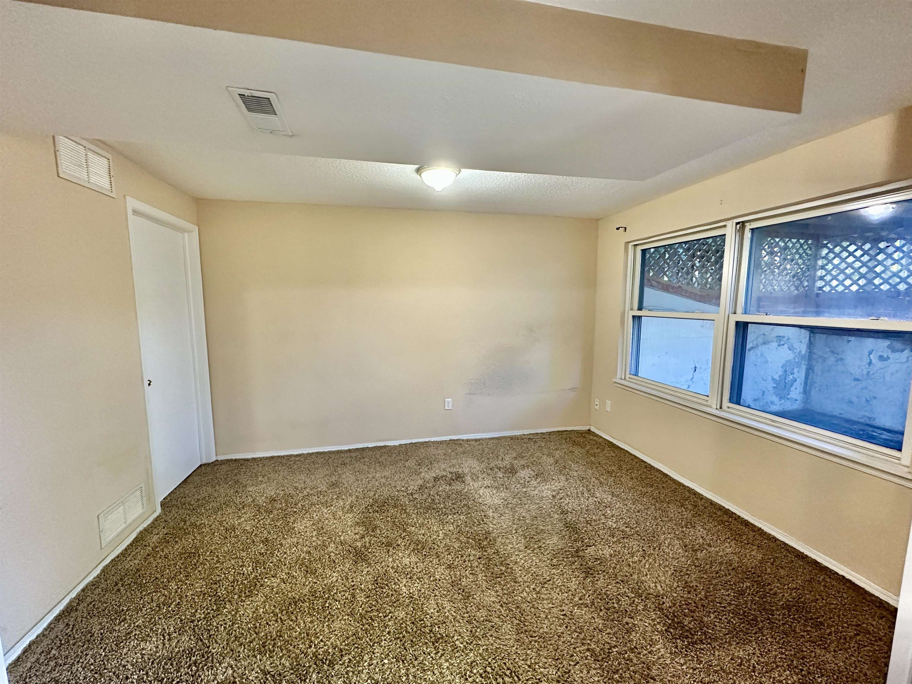 10515 E Countryside Wichita KS 67207