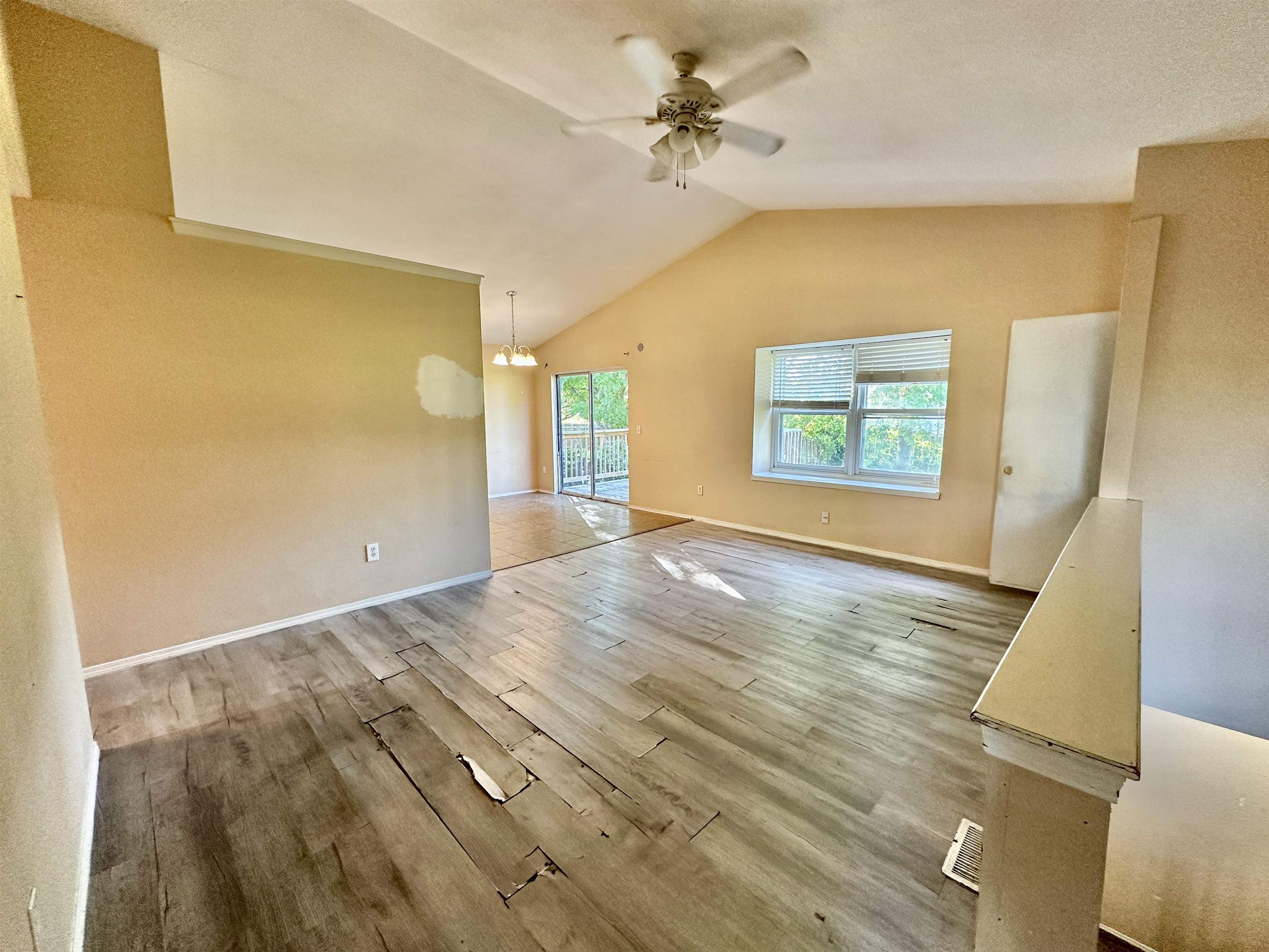10515 E Countryside Wichita KS 67207