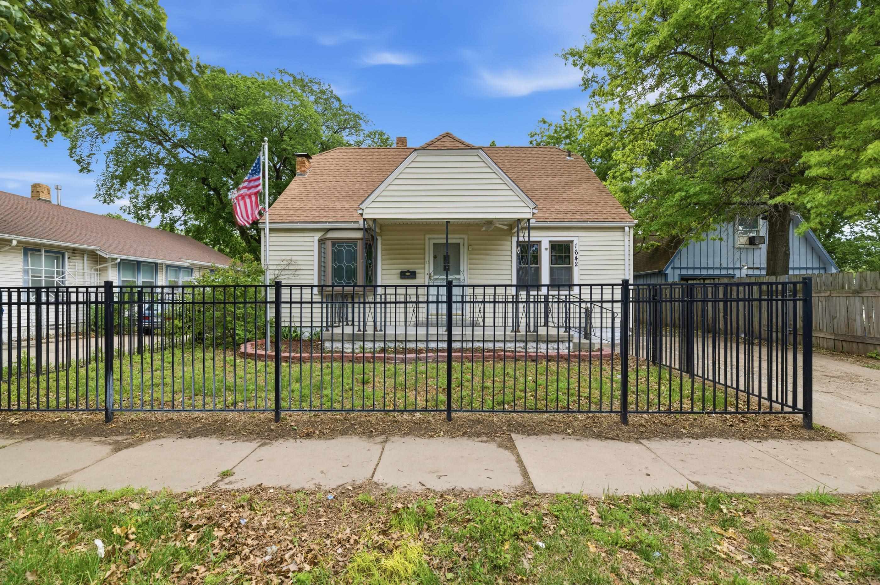 1642 S Mosley Wichita KS 67211