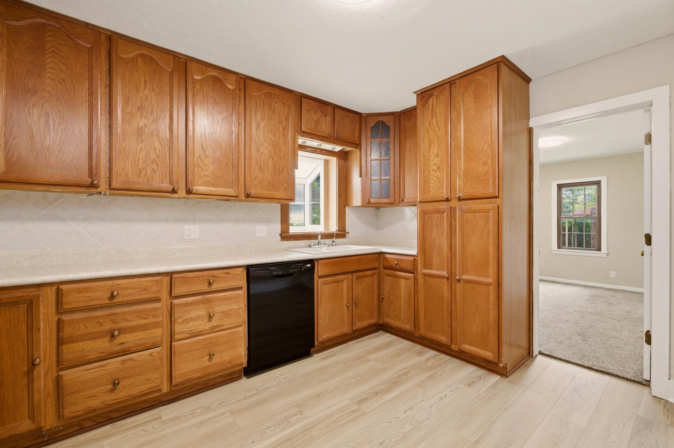 1642 S Mosley Wichita KS 67211