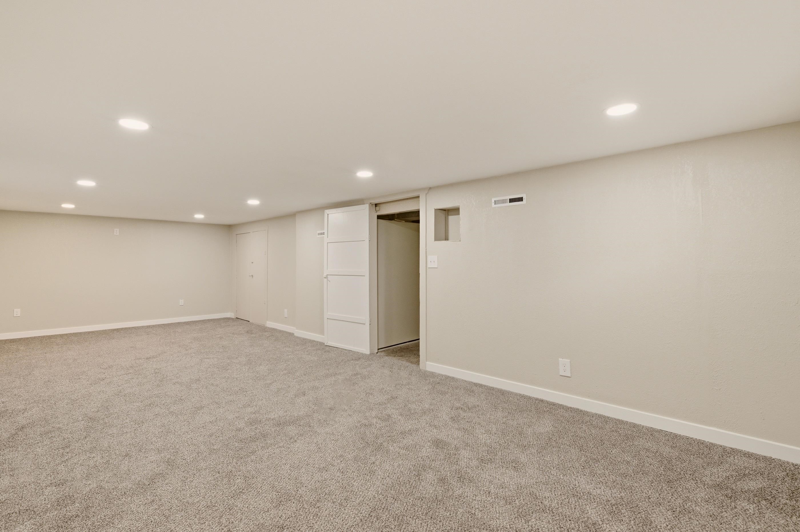 1642 S Mosley Wichita KS 67211