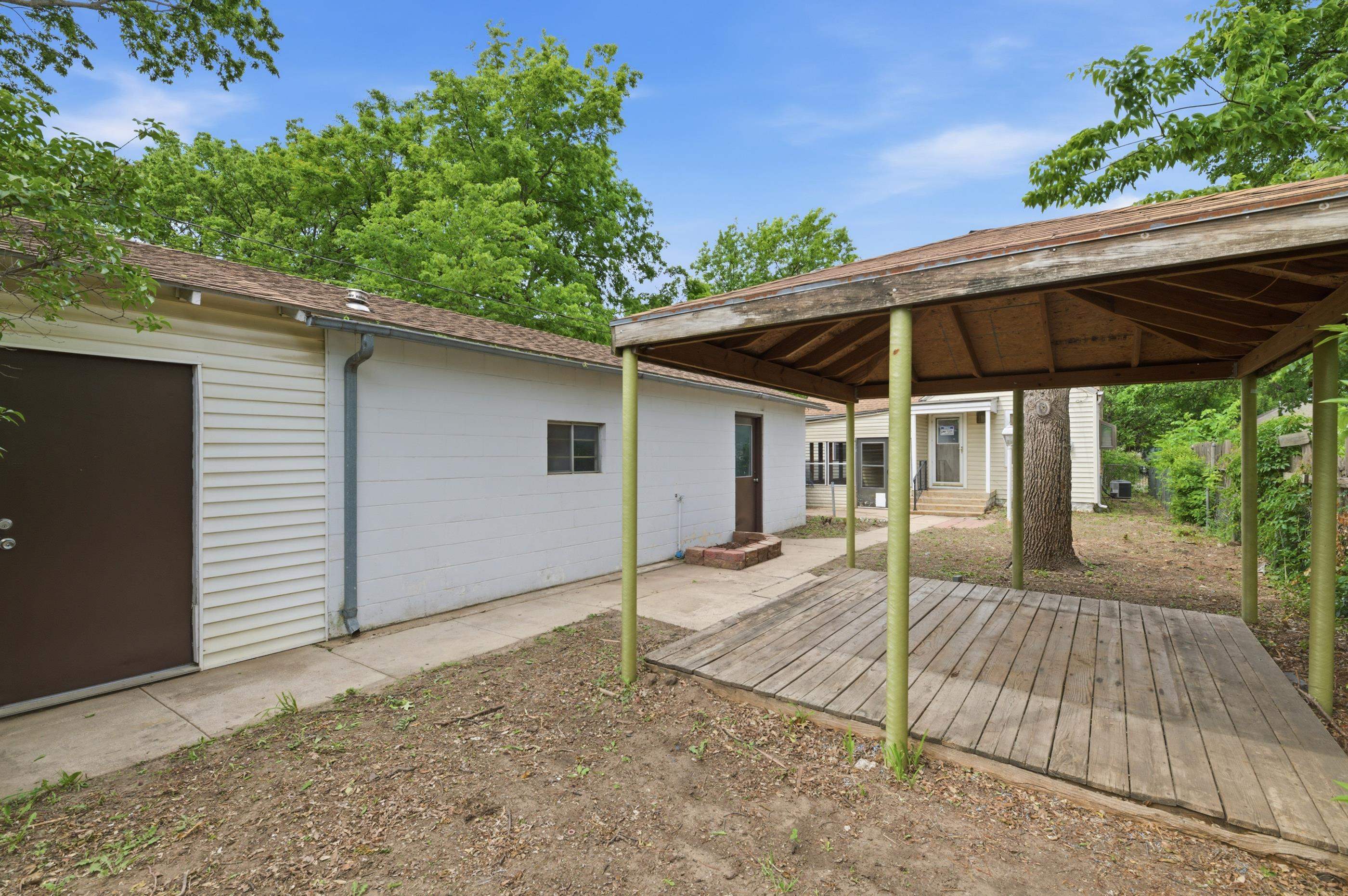 1642 S Mosley Wichita KS 67211